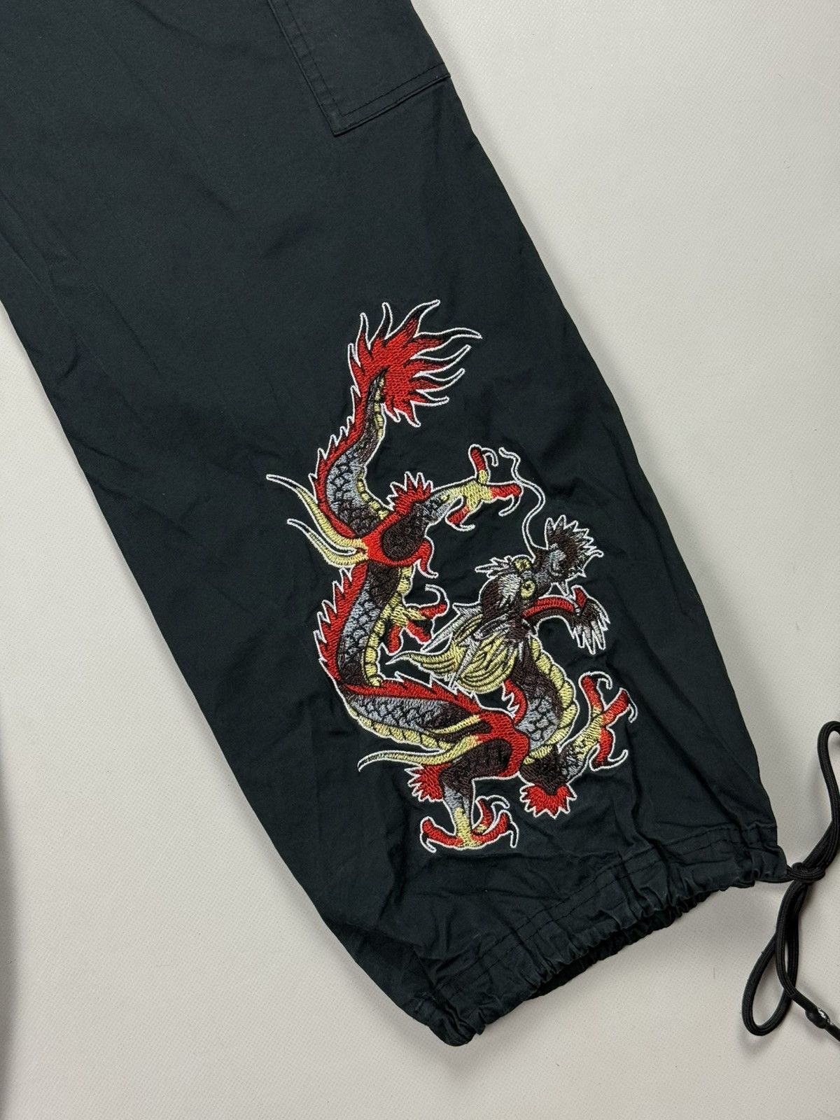 Ed Hardy Ed Hardy Urban Cargo Graphic Print Y2K Parachute Pants Size 28" / US 6 / IT 42 - 25 Thumbnail