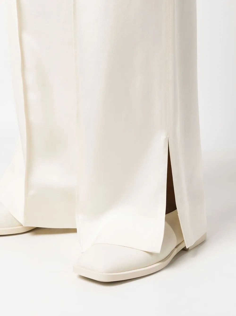 Jil Sander o1y1025 Sweatpant in White Size 27" / US 4 / IT 40 - 4 Thumbnail