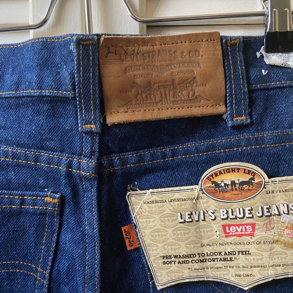 Levi's × Vintage NWT Deadstock 80’s Levi’s Dark Blue Denim Jeans Slim Fit Size US 26 / EU 42 - 14 Thumbnail
