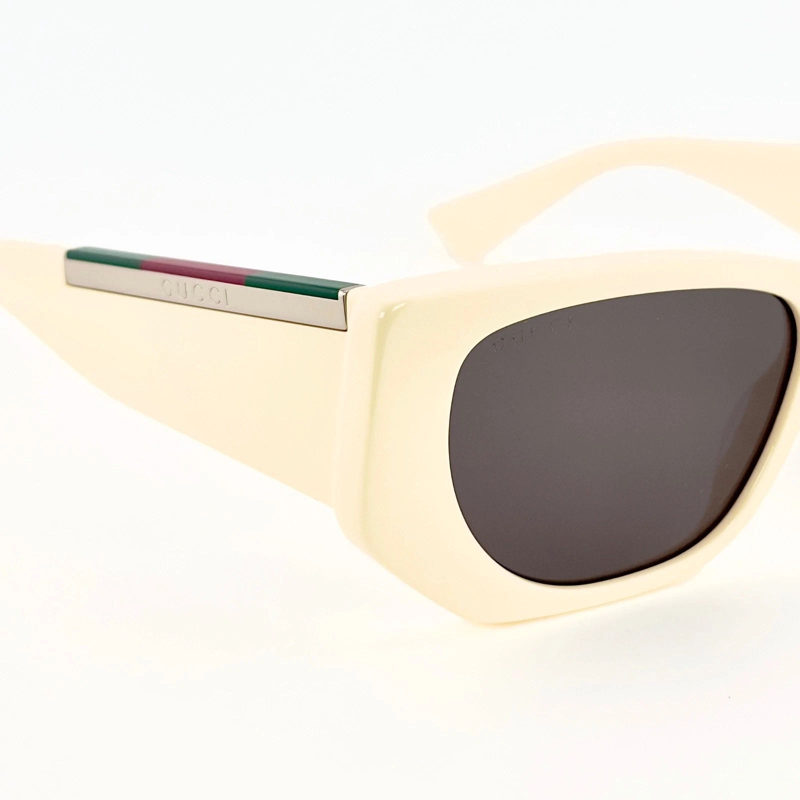 Gucci GUCCI GG1959S WEB Stripe Logo 1959 004 Unisex Sunglasses Size ONE SIZE - 8 Thumbnail