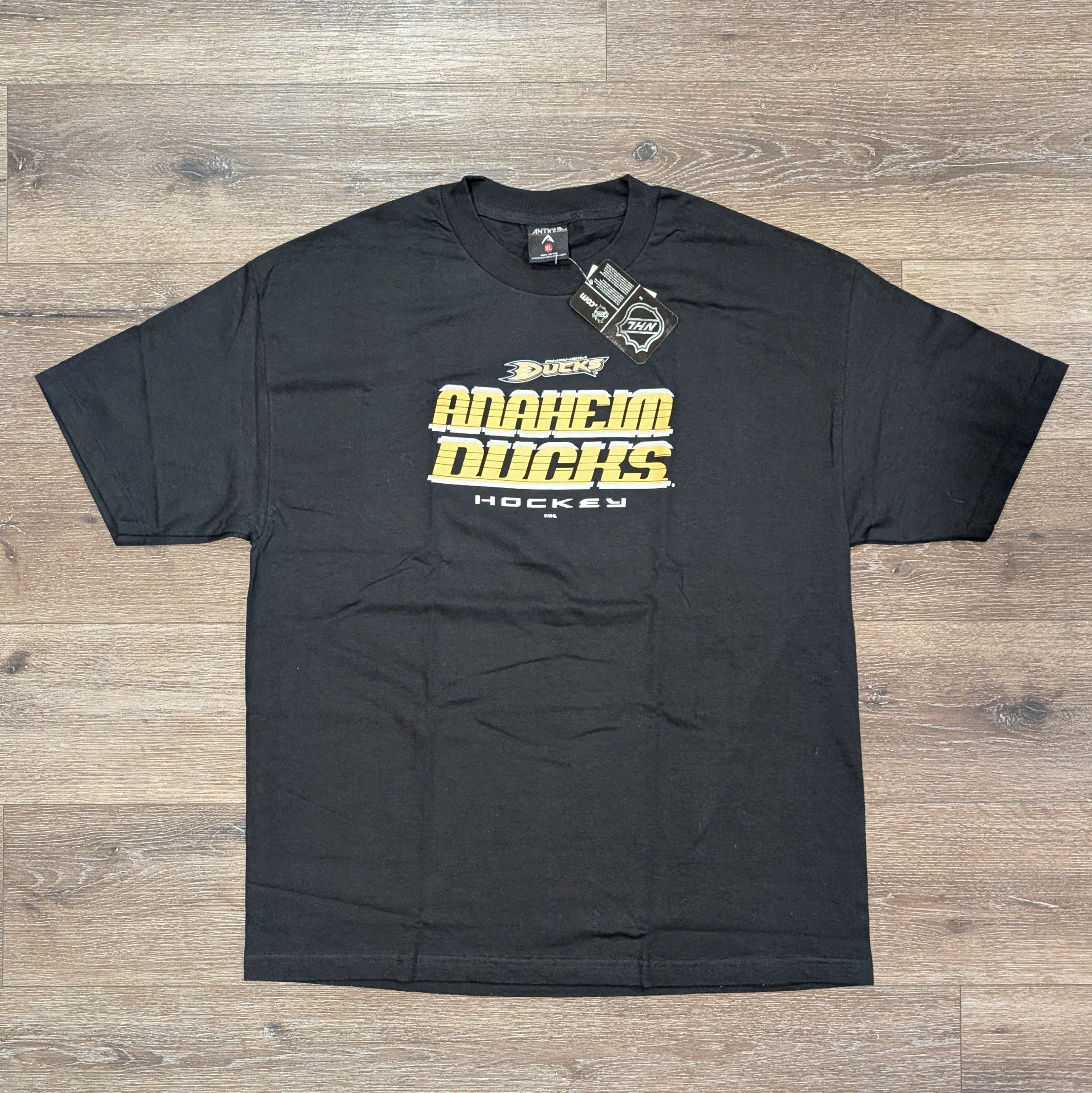 Antigua × NHL NWT Antigua NHL Anaheim Ducks Hockey t-shirt - SIZE XL Size US XL / EU 56 / 4 - 1 Thumbnail