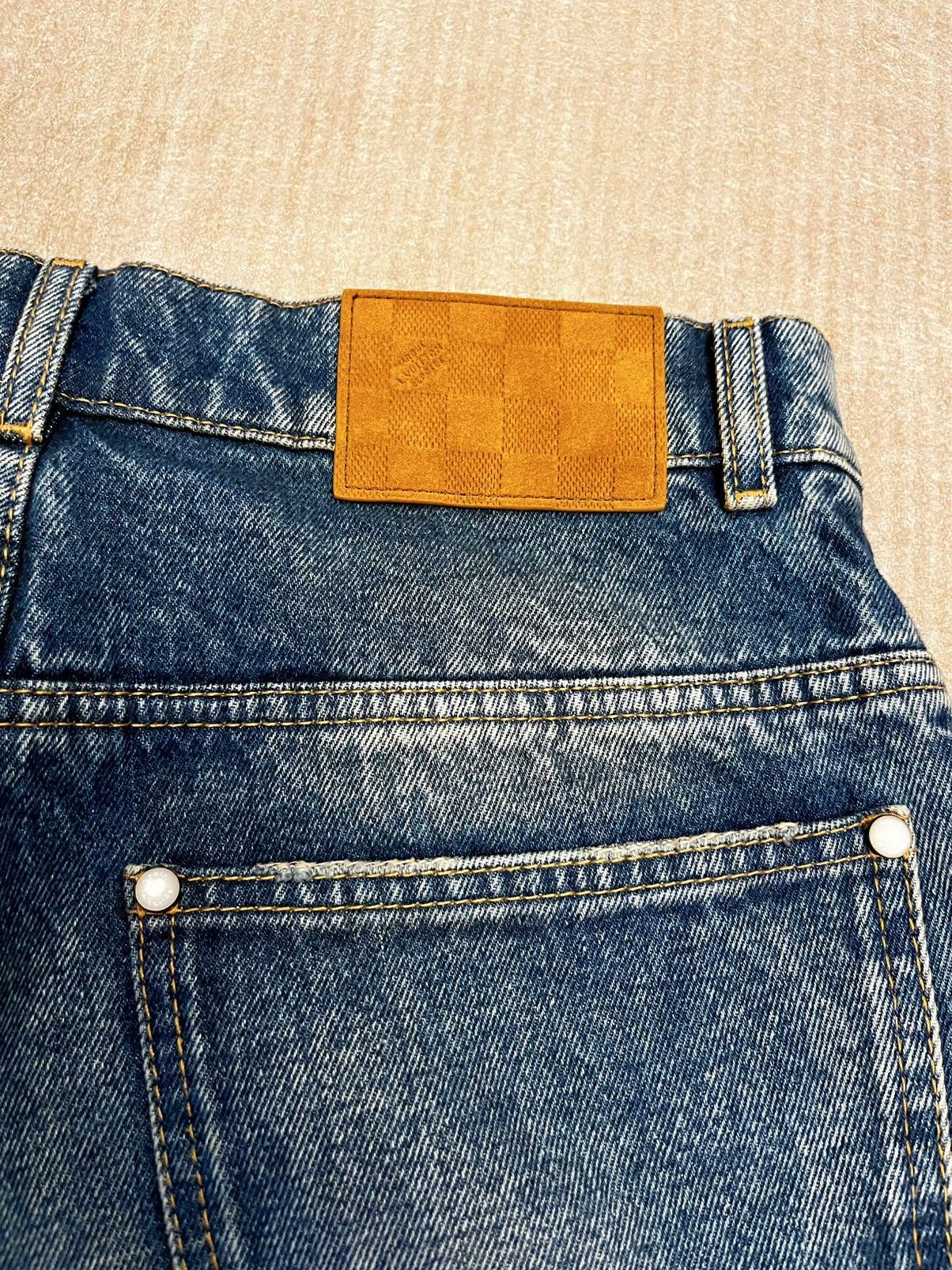 Louis Vuitton Louis Vuitton Relaxed-Fit Jeans Size US 30 / EU 46 - 12 Thumbnail
