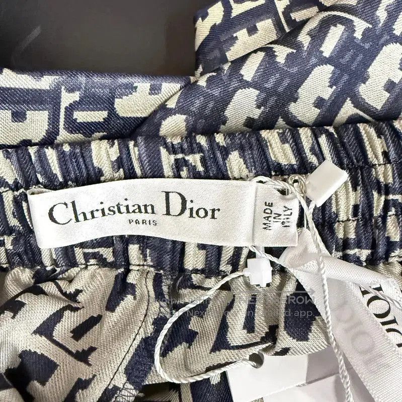 Dior Dior Color-Block Silk Casual Pants for Women . Size 23" - 7 Thumbnail