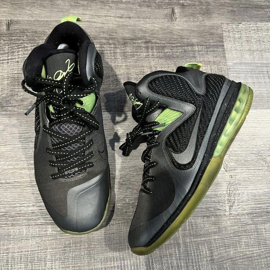Nike NIKE • LeBron 9 "2012 Dunkman" (11M) Size US 11 / EU 44 - 10 Thumbnail