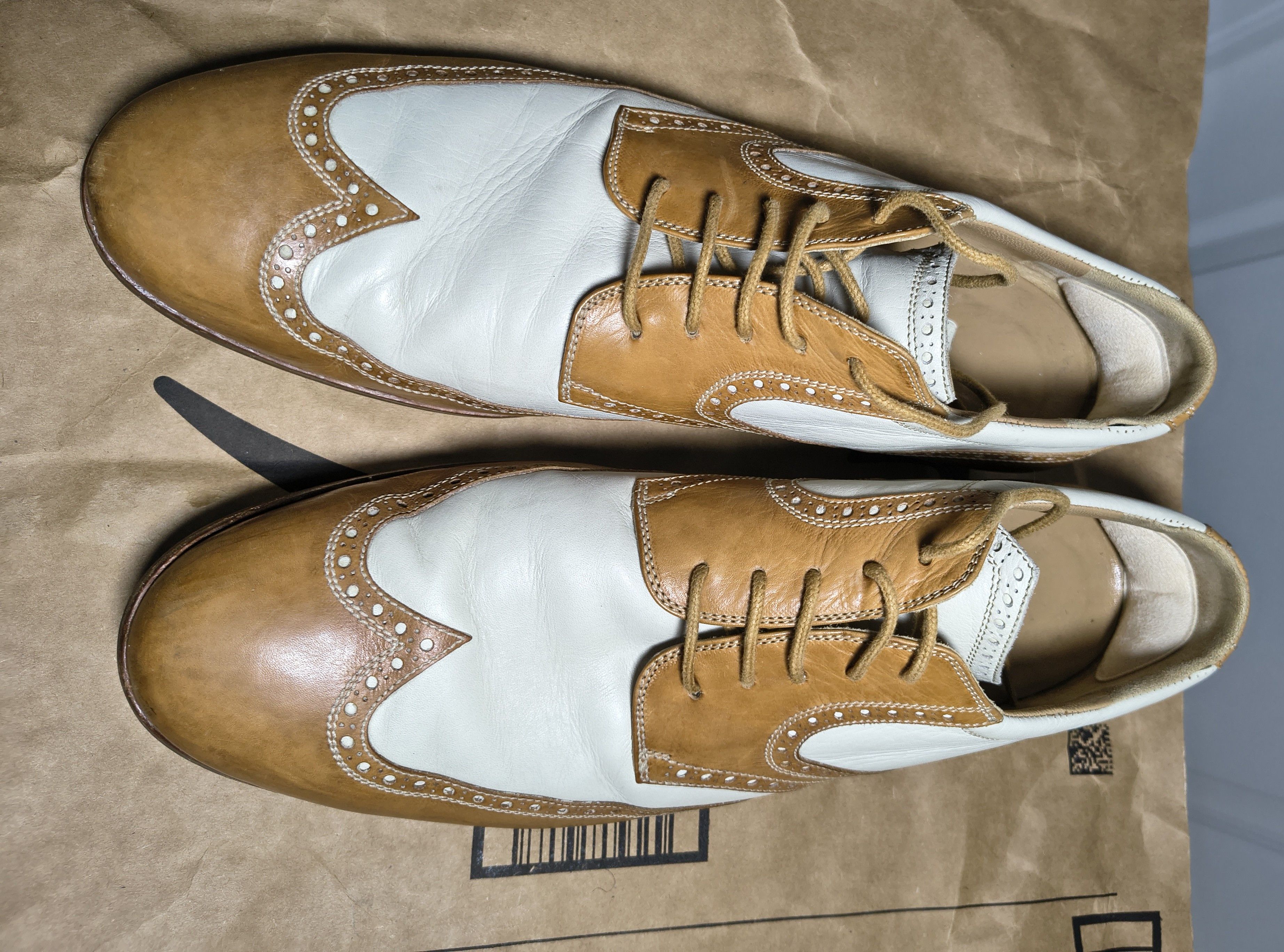 Other Lorenzo Banfi Milano Men Two Tone Brogue dress shoes Size 12 Size US 12 / EU 45 - 2 Thumbnail