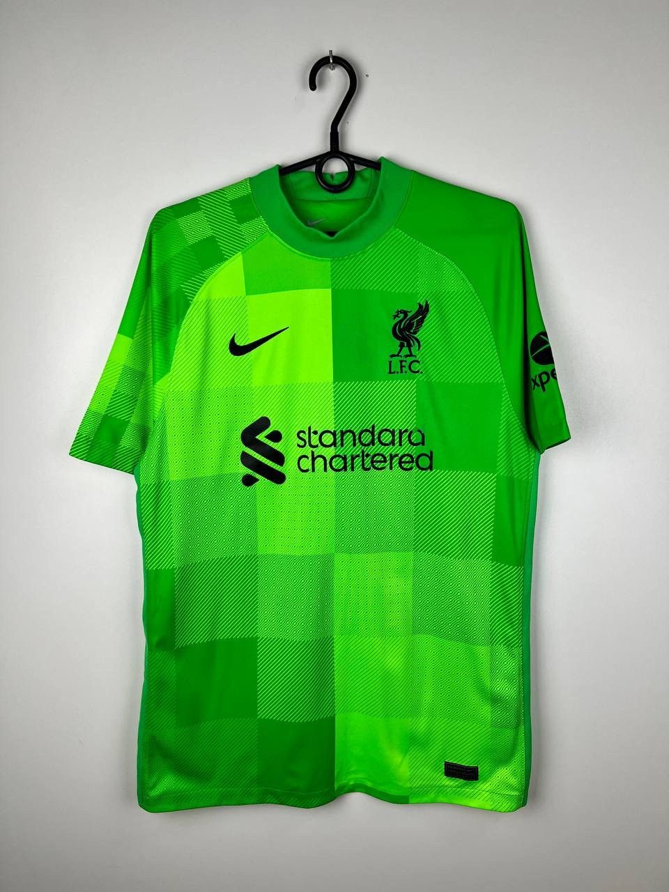 Liverpool Nike jersey t-shirts size M