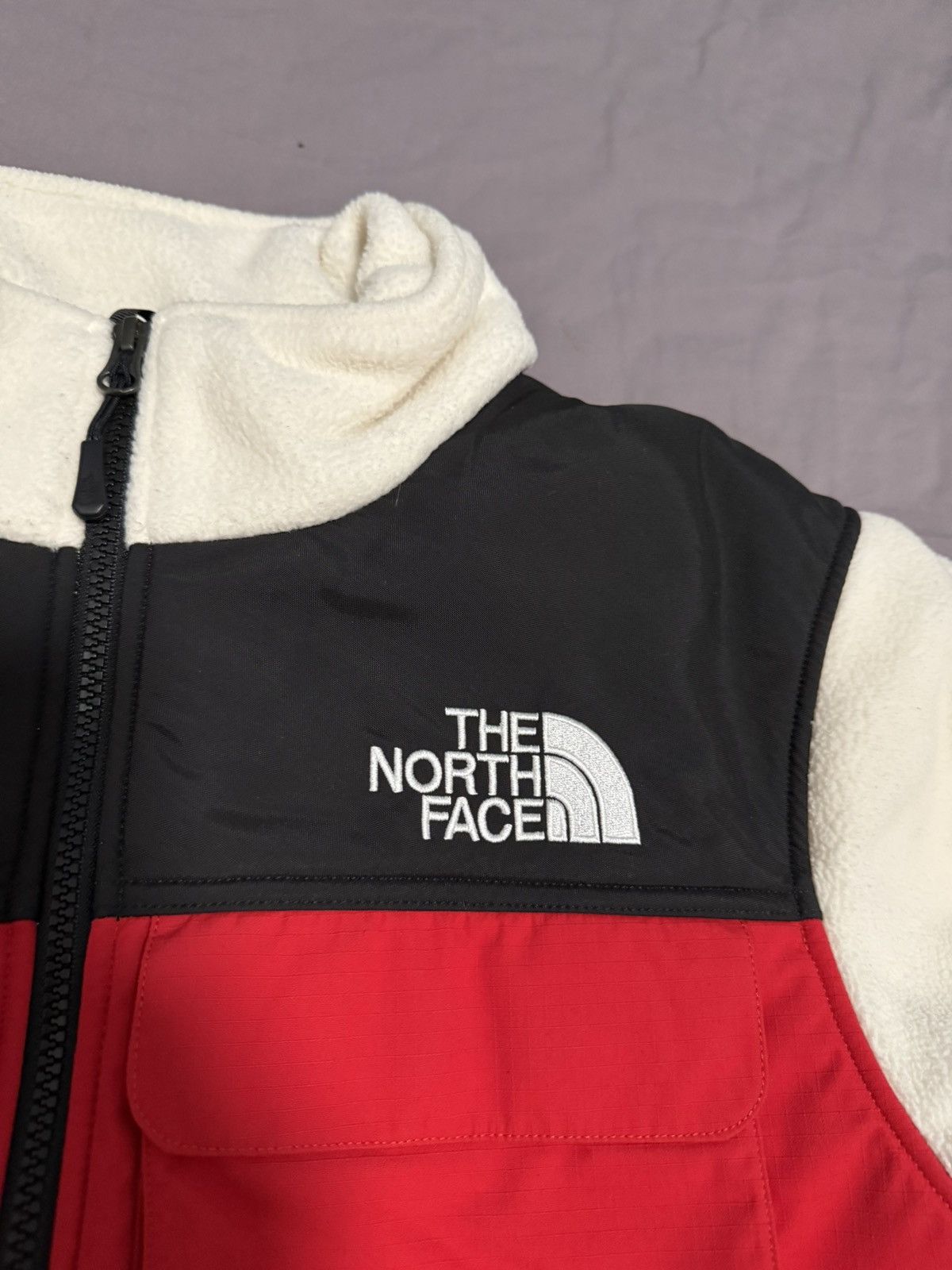 The North Face Supreme tnf north face expedition fleece jacket white red Size US M / EU 48-50 / 2 - 3 Thumbnail