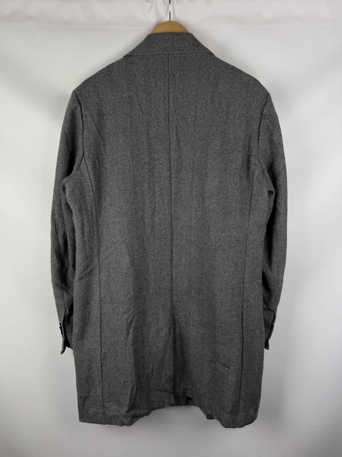 Vintage Gutteridge Men’s Wool Herringbone Tweed Overcoat Coat Jacket Size US XXL / EU 58 / 5 - 12 Thumbnail