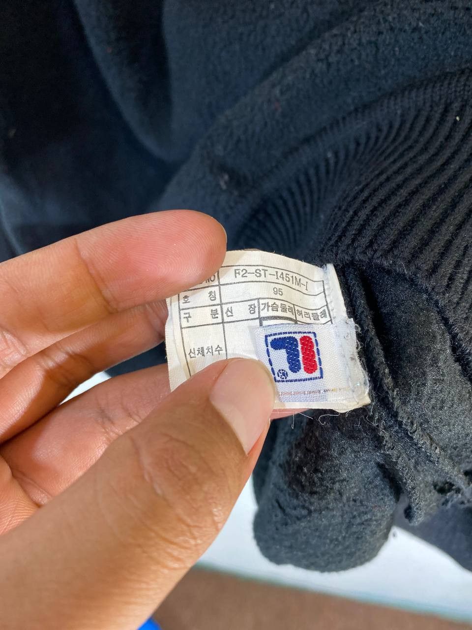 Fila fila embroided logo sweatshirt nice design Size US L / EU 52-54 / 3 - 5 Thumbnail