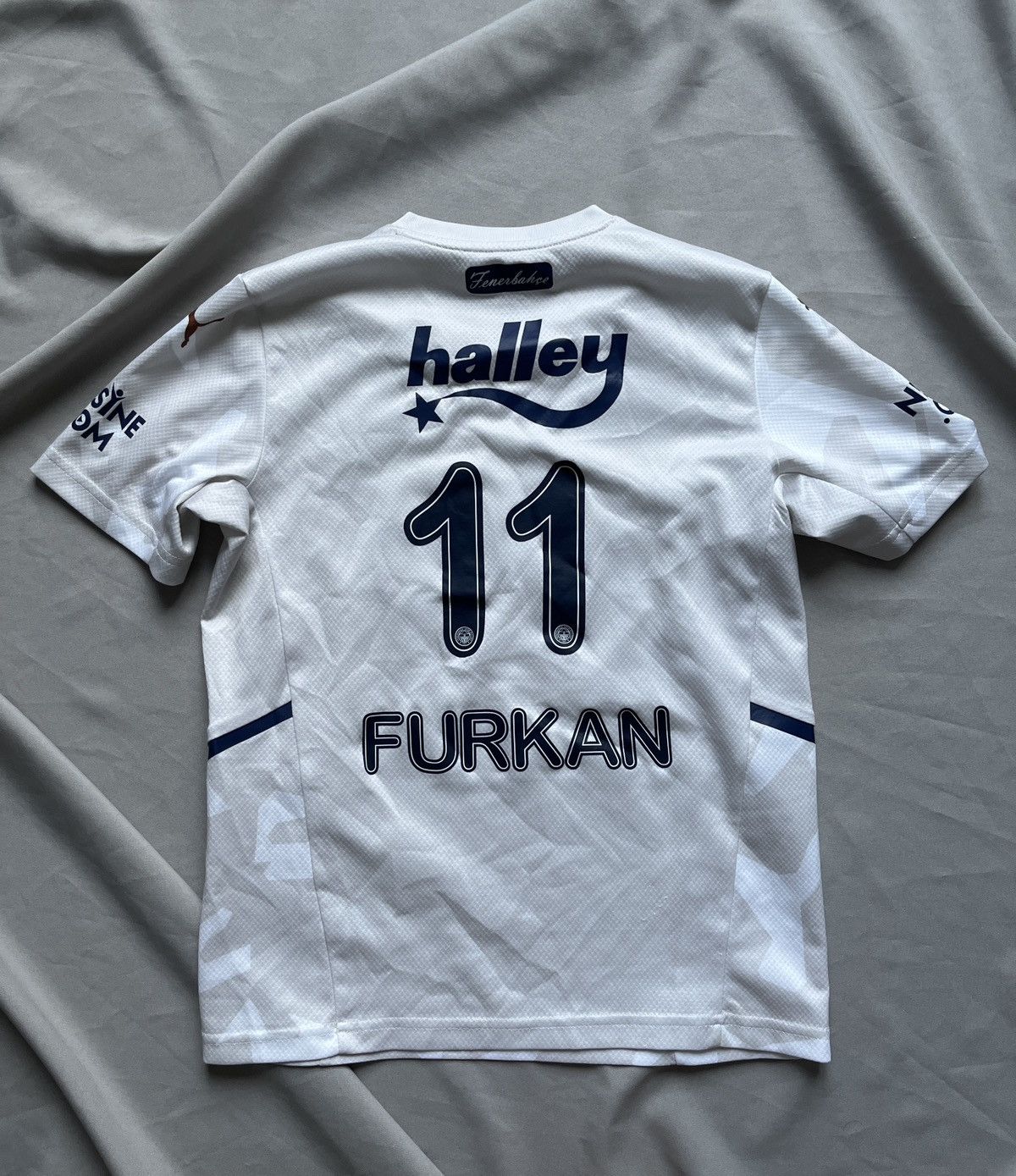 Puma Puma Fenerbahce AVIS 11 FURKAN Kids Jersey Size US XXS / EU 40 - 2 Thumbnail