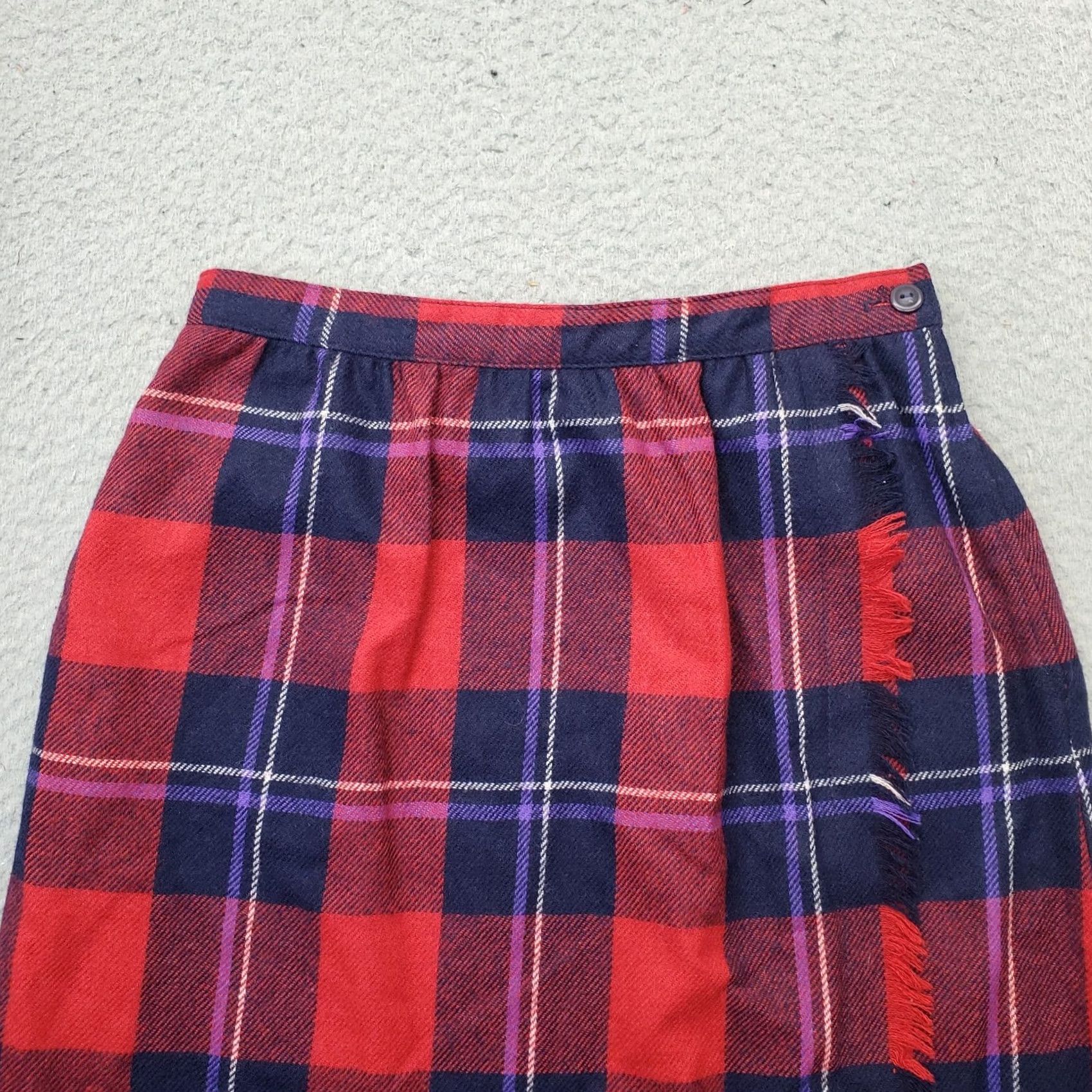 Vintage Haberdashery Collection Skirt Women Size 10P Womens Short Plaid Pleated Lined Made USA Size 32" / US 10 / IT 46 - 8 Thumbnail