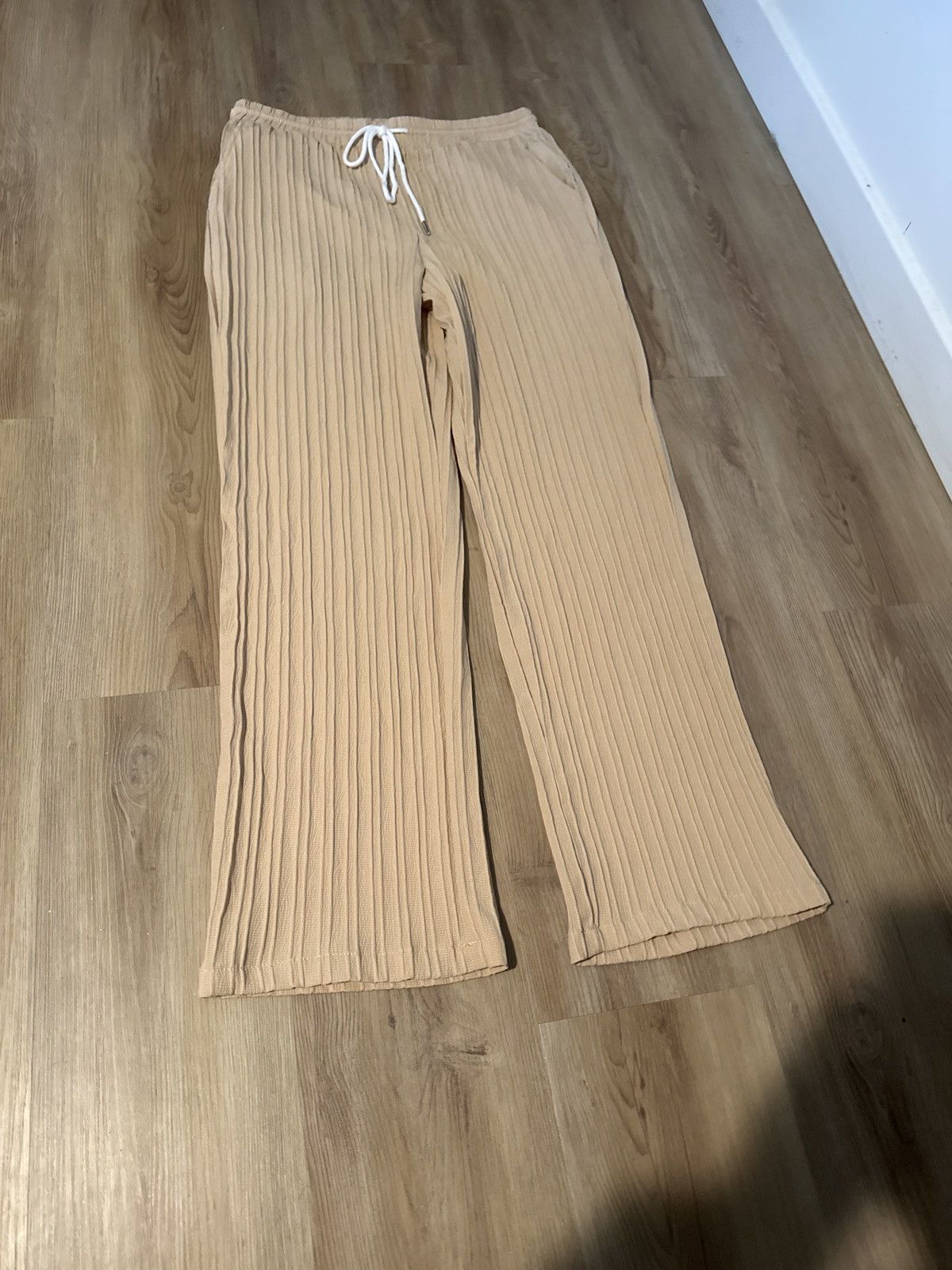 Other Button up two piece set (shirt and pants) Size US M / EU 48-50 / 2 - 2 Thumbnail