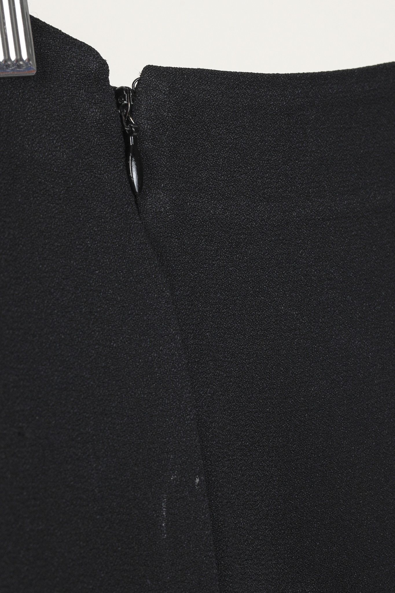 Prada Prada Black Crepe Knee Length Skirt Size 25" / US 0 / IT 36 - 7 Thumbnail