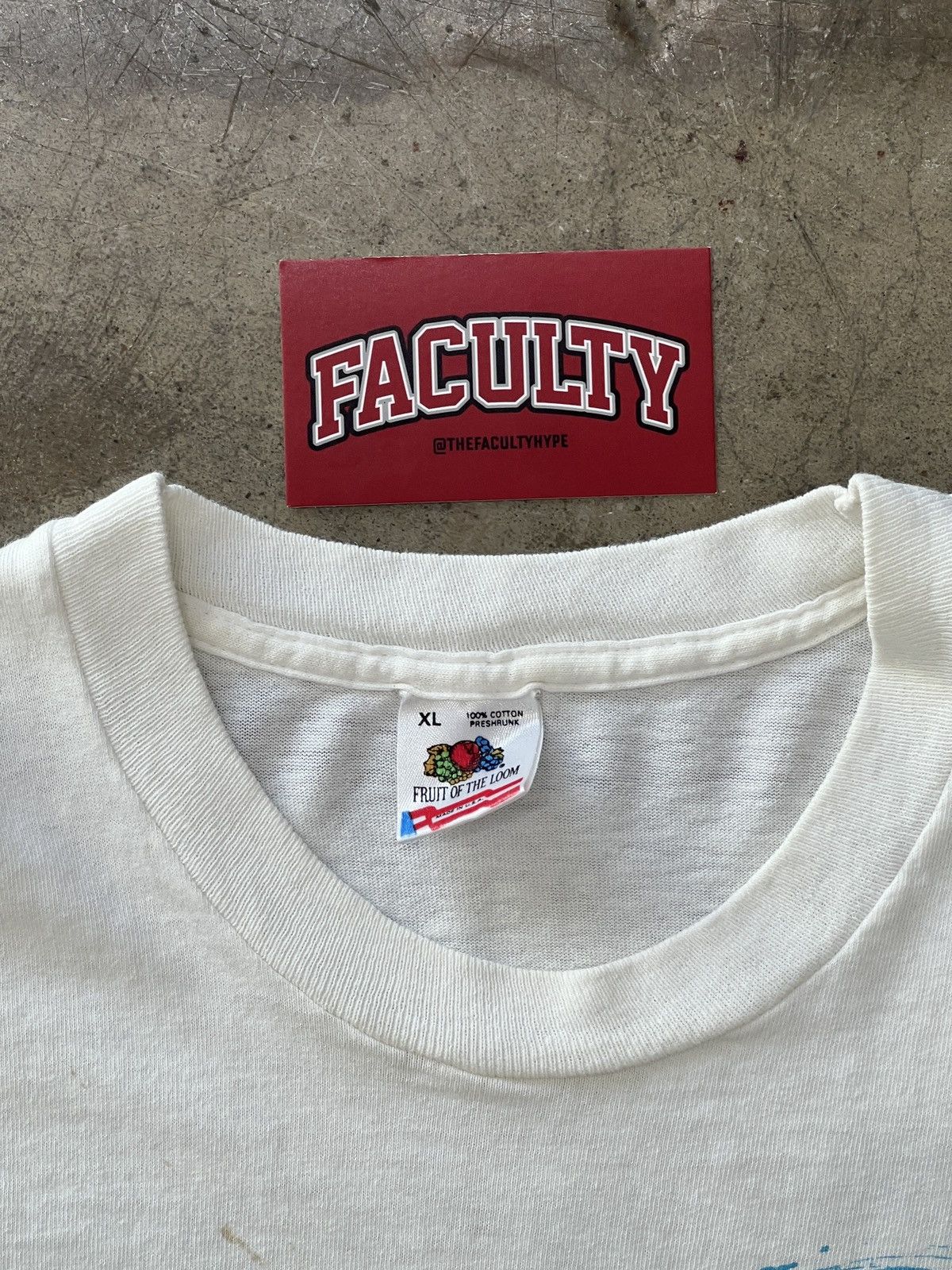 Vintage Vintage 1992 Catch the Wave Telex Surf Tee Single Stitch XL Size US XL / EU 56 / 4 - 3 Thumbnail