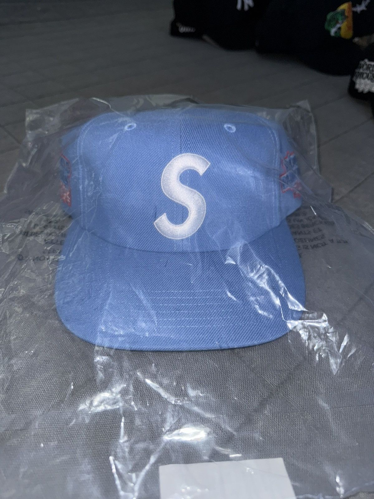 World Famous S Logo 6-Panel - Shop - Supreme