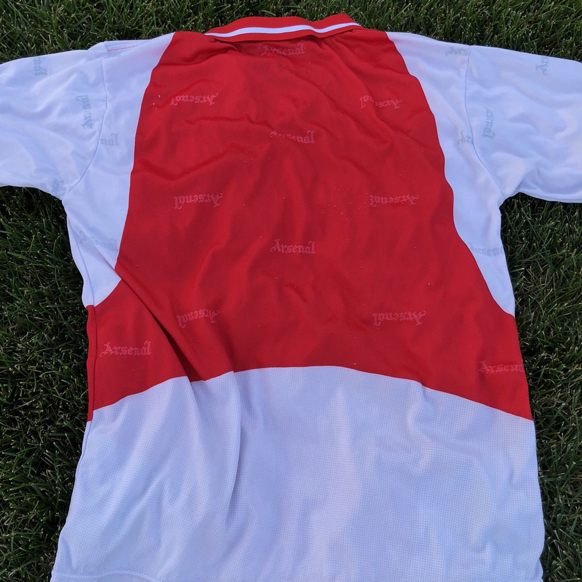 Vintage Arsenal fan jersey Size US M / EU 48-50 / 2 - 5 Thumbnail