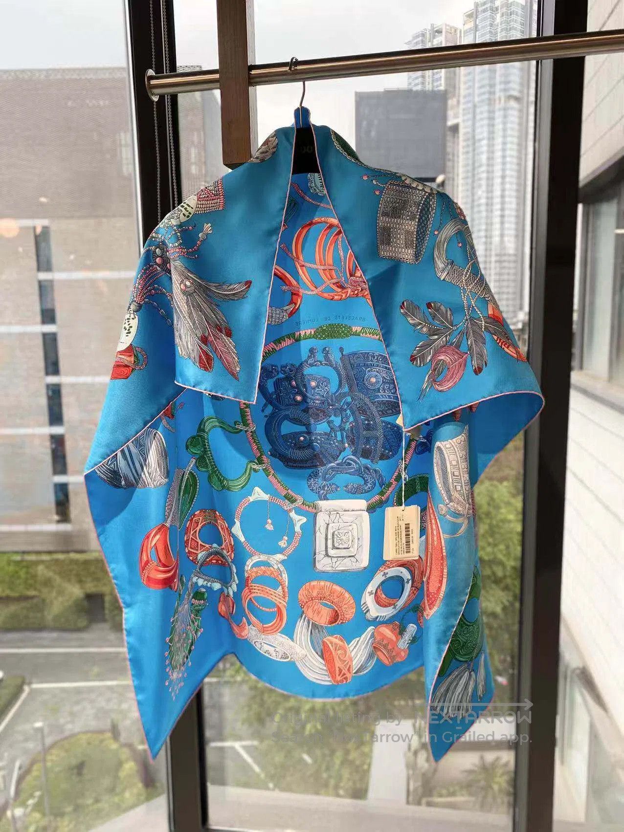 Hermes Hermes Printed logo silk scarf| Size ONE SIZE - 2 Thumbnail