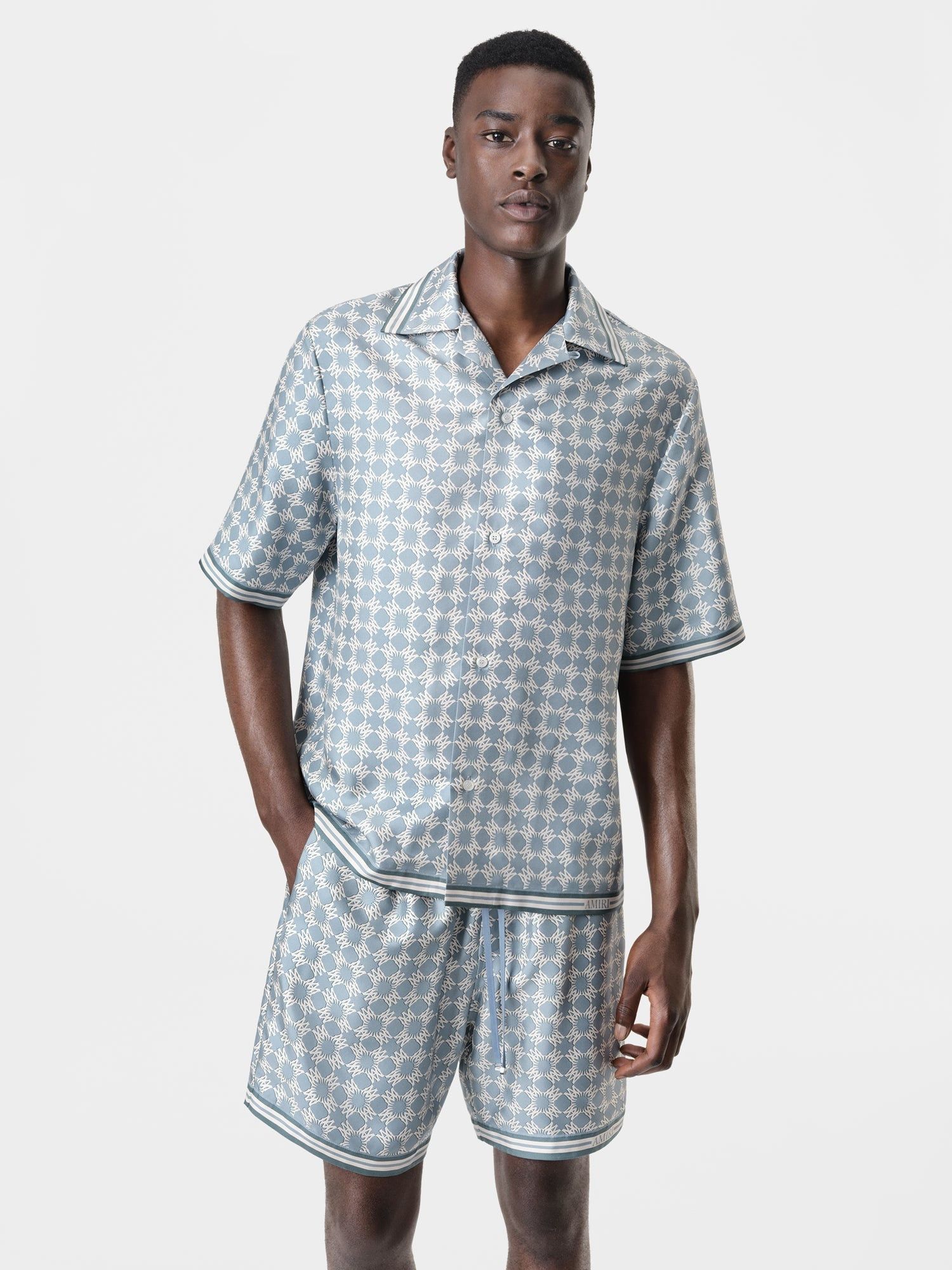 Amiri o1orln1025 MA Quad Bowling Shirt in Blue/White Size US XL / EU 56 / 4 - 3 Thumbnail