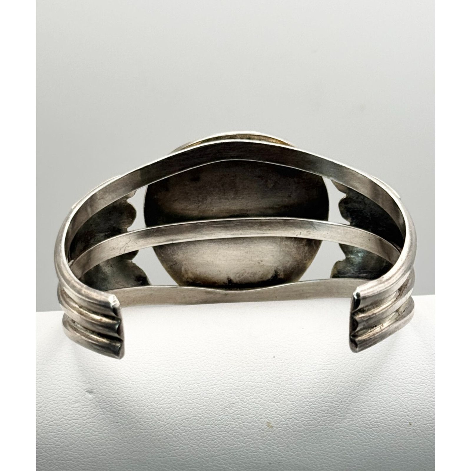 Other STUNNING LARGE TURQUOISE VTG CUFF NAVAJO STERLING BRACELET Size ONE SIZE - 6 Thumbnail
