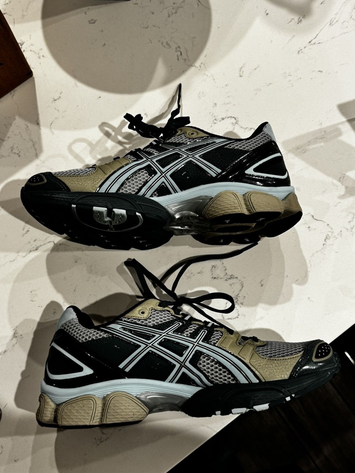 Asics UB3-S Gel Nimbus 9 Size US 9.5 / EU 42-43 - 1 Thumbnail