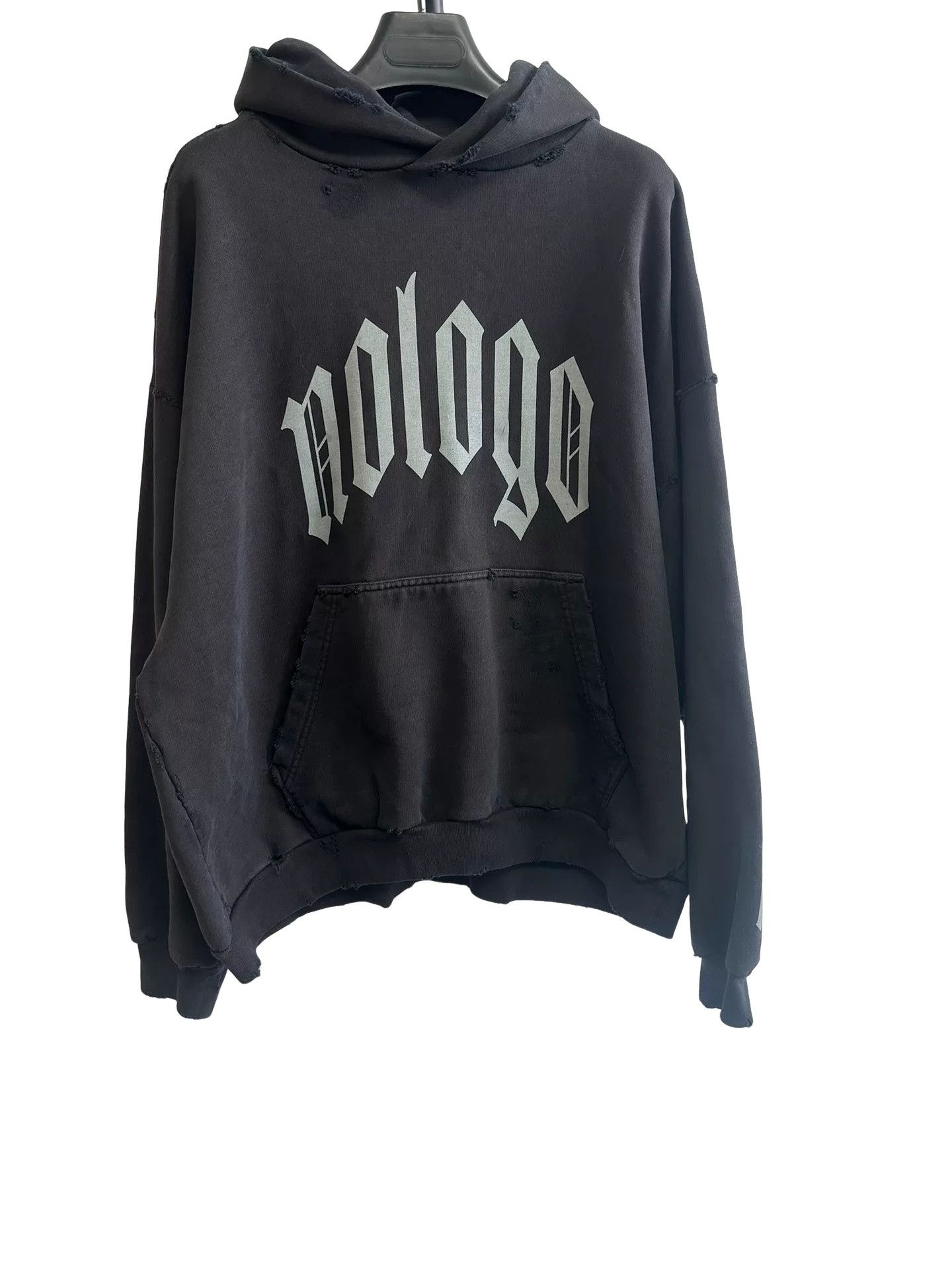 Balenciaga Balenciaga NoLogo Distressed Hoodie Size L Size US L / EU 52-54 / 3 - 1 Thumbnail
