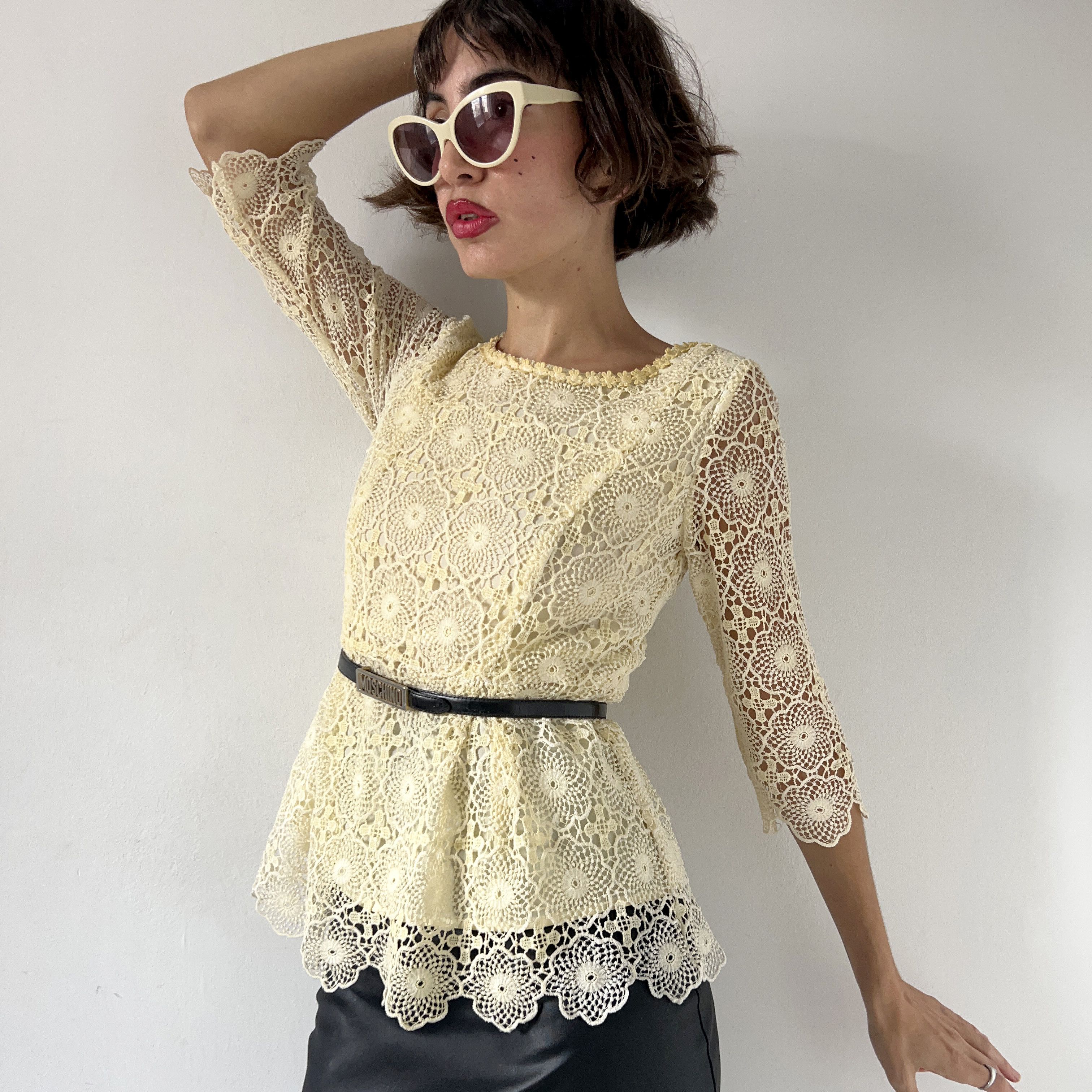 Vintage Vintage 70s ivory lace peplum blouse Size M / US 6-8 / IT 42-44 - 3 Thumbnail