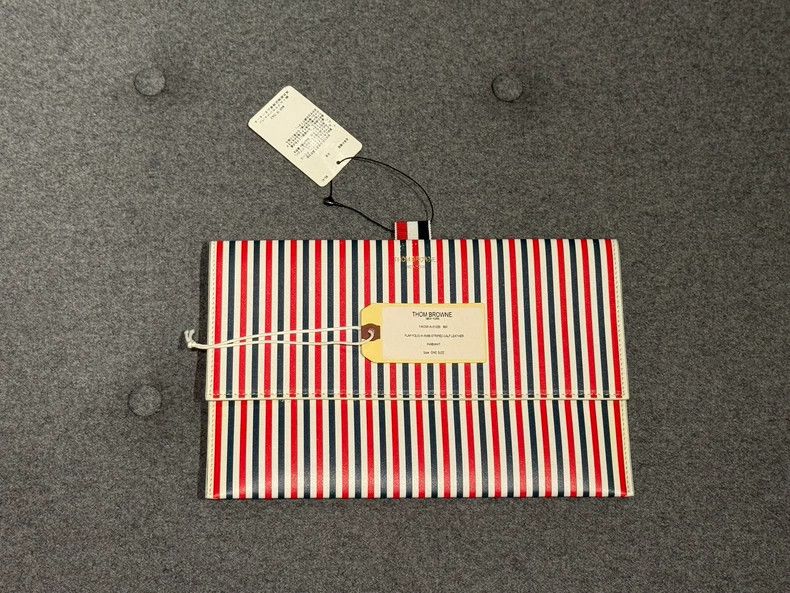 Thom Browne THOM BROWNE Envelope bag, handbag, sheepskin material 2502- Size ONE SIZE - 1 Thumbnail