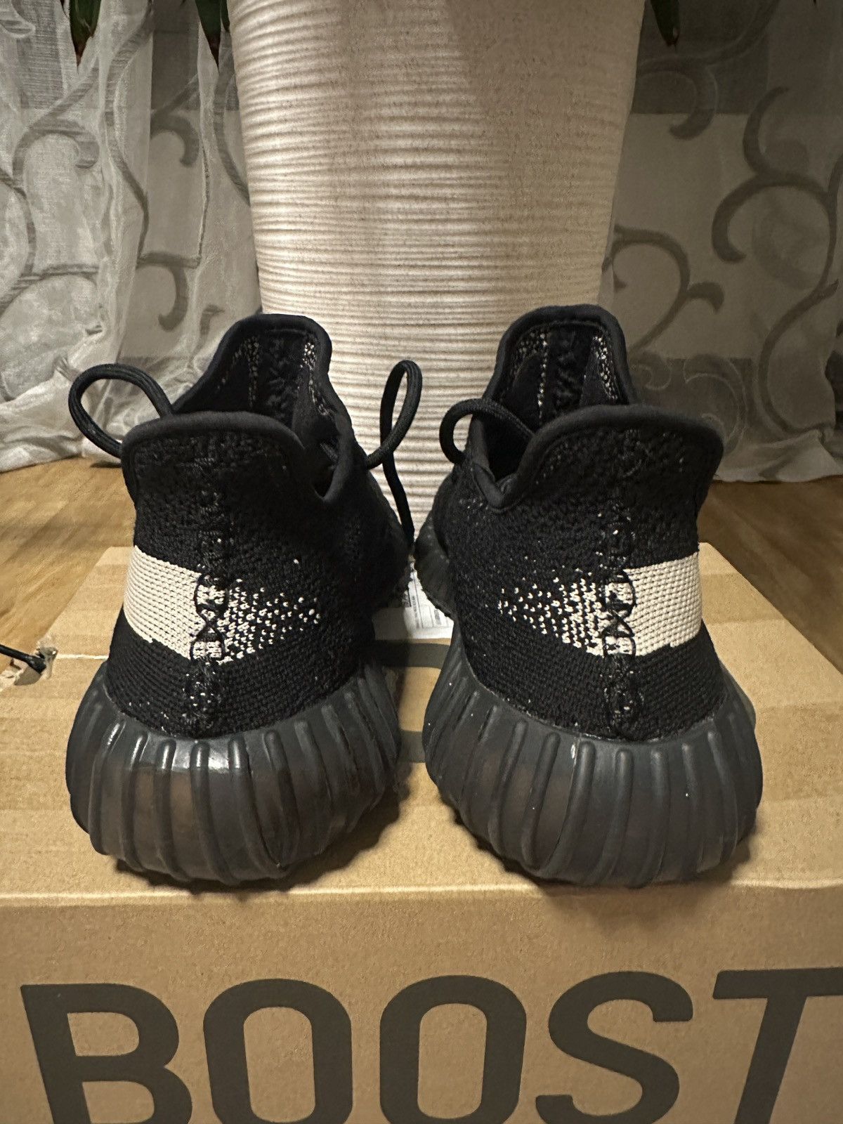 Adidas Adidas Yeezy 350 Boost v2 Core Black Size US 7.5 / EU 40-41 - 4 Thumbnail