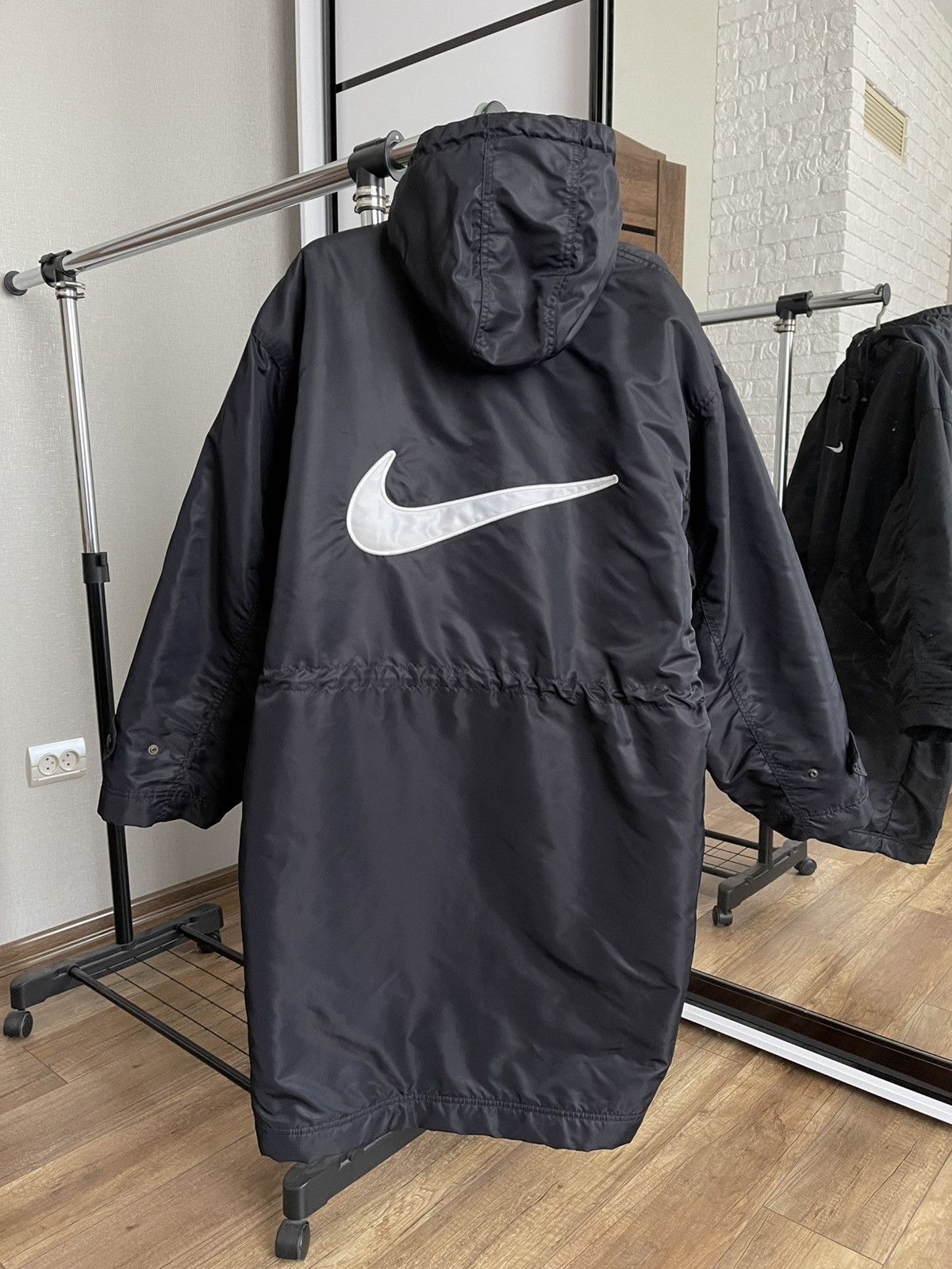 Nike Nike Vintage Parka Jacket Big Logo Swoosh 90s Size US L / EU 52-54 / 3 - 1 Thumbnail