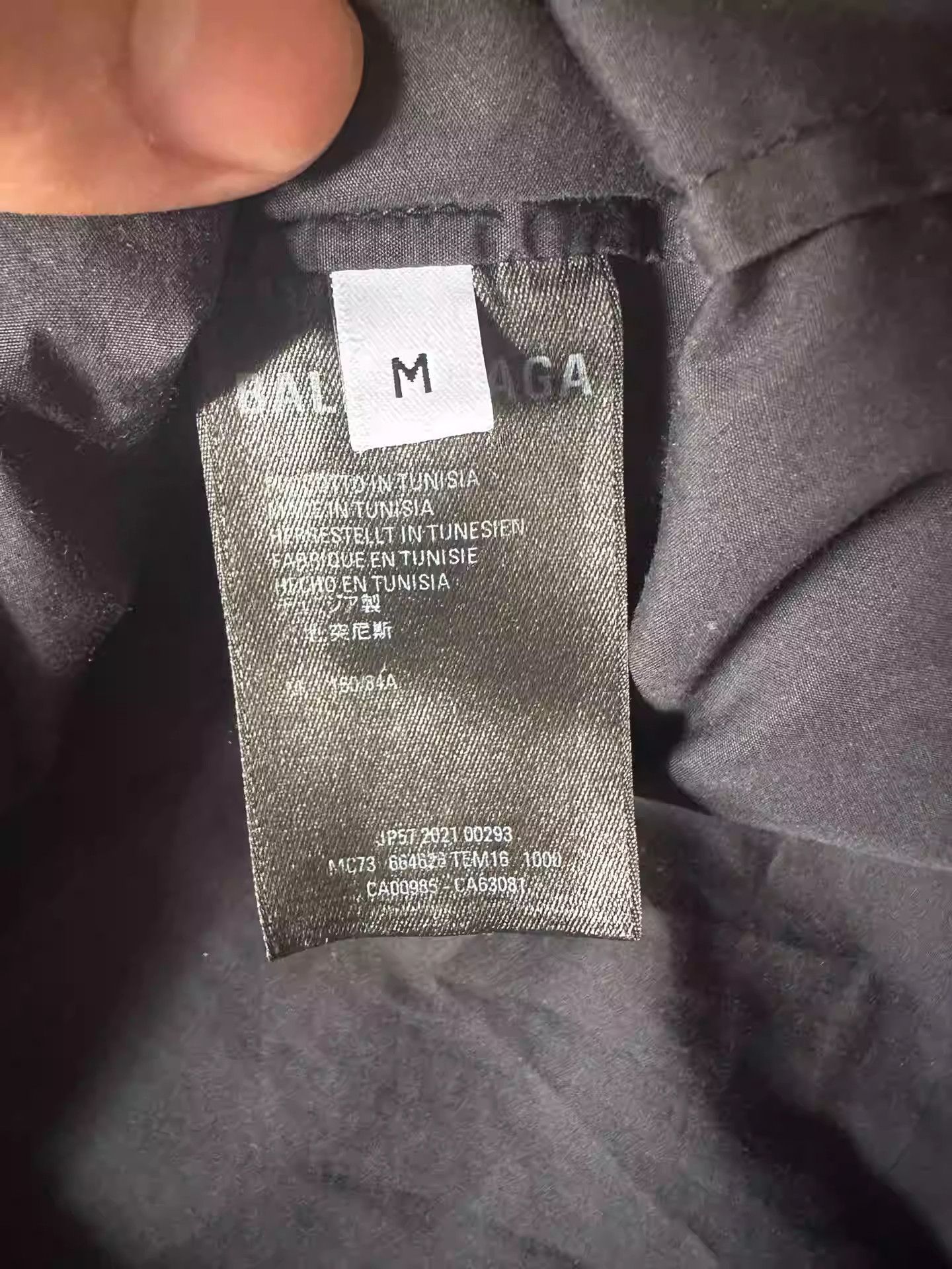 Balenciaga Balenciaga black and red shirt Size US M / EU 48-50 / 2 - 3 Thumbnail