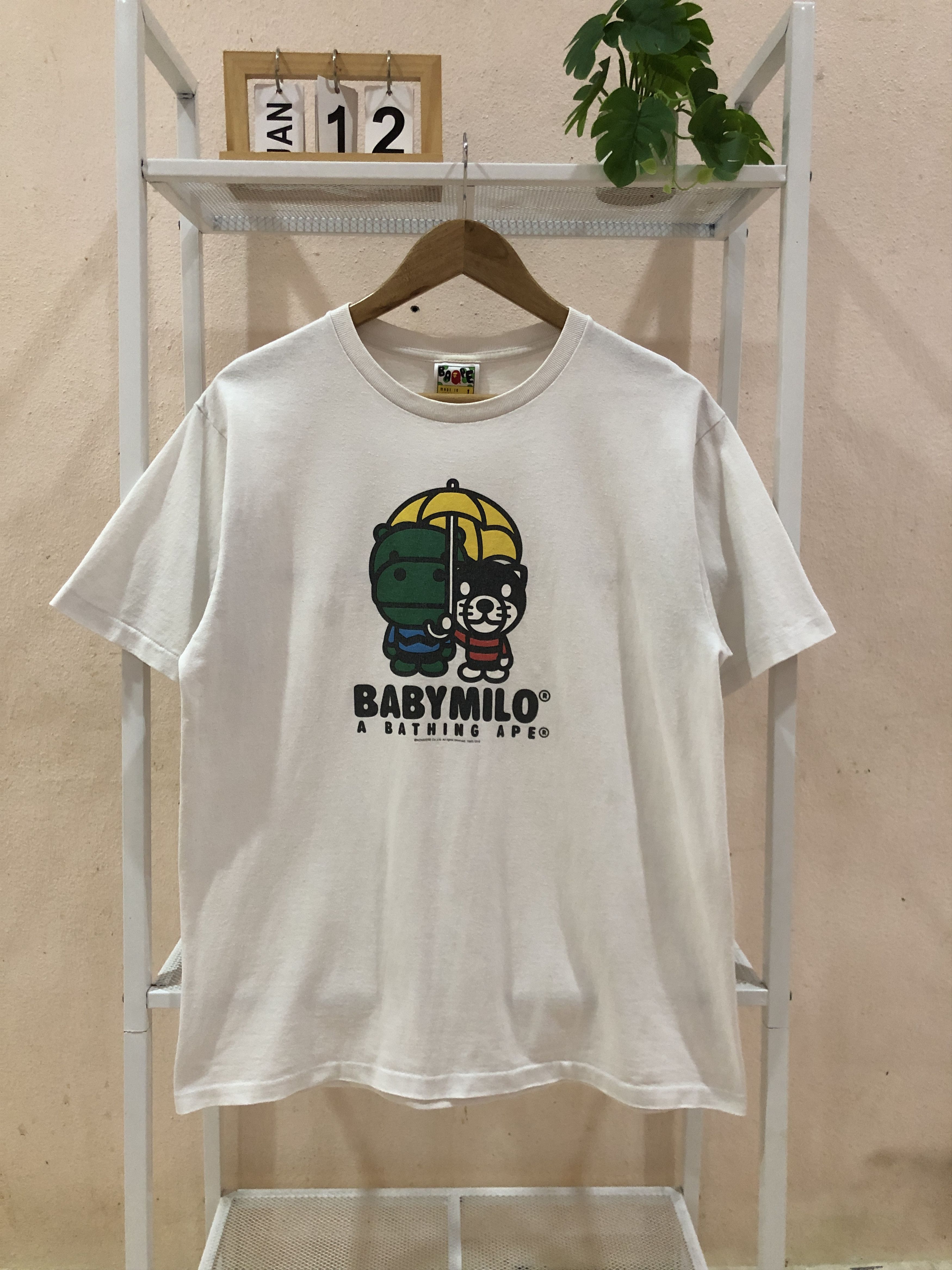 Bape 2012 A Bathing Ape Baby Milo Safari Tshirts Size US L / EU 52-54 / 3 - 1 Thumbnail