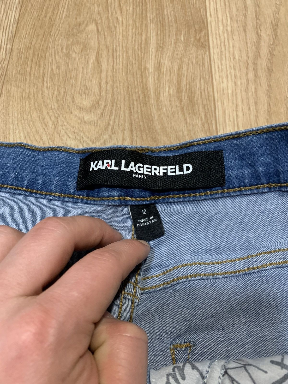 Karl Lagerfeld Karl Lagerfeld Paris Designer Big Logo Denim Pants Size 12 Size 30" / US 8 / IT 44 - 6 Thumbnail