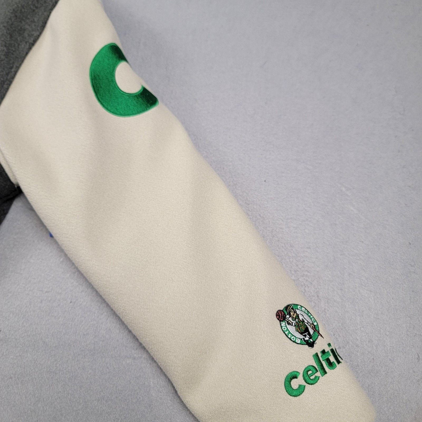 NBA Boston Celtics Jacket Youth 18-20 NBA Varsity (972) Size US XL / EU 56 / 4 - 7 Thumbnail