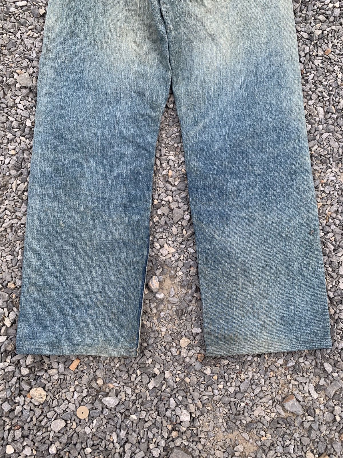 Levi's VINTAGE LEVIS 503BXX SELVEDGE BUTTON FLY DISTRESSED DENIM Size US 28 / EU 44 - 9 Thumbnail