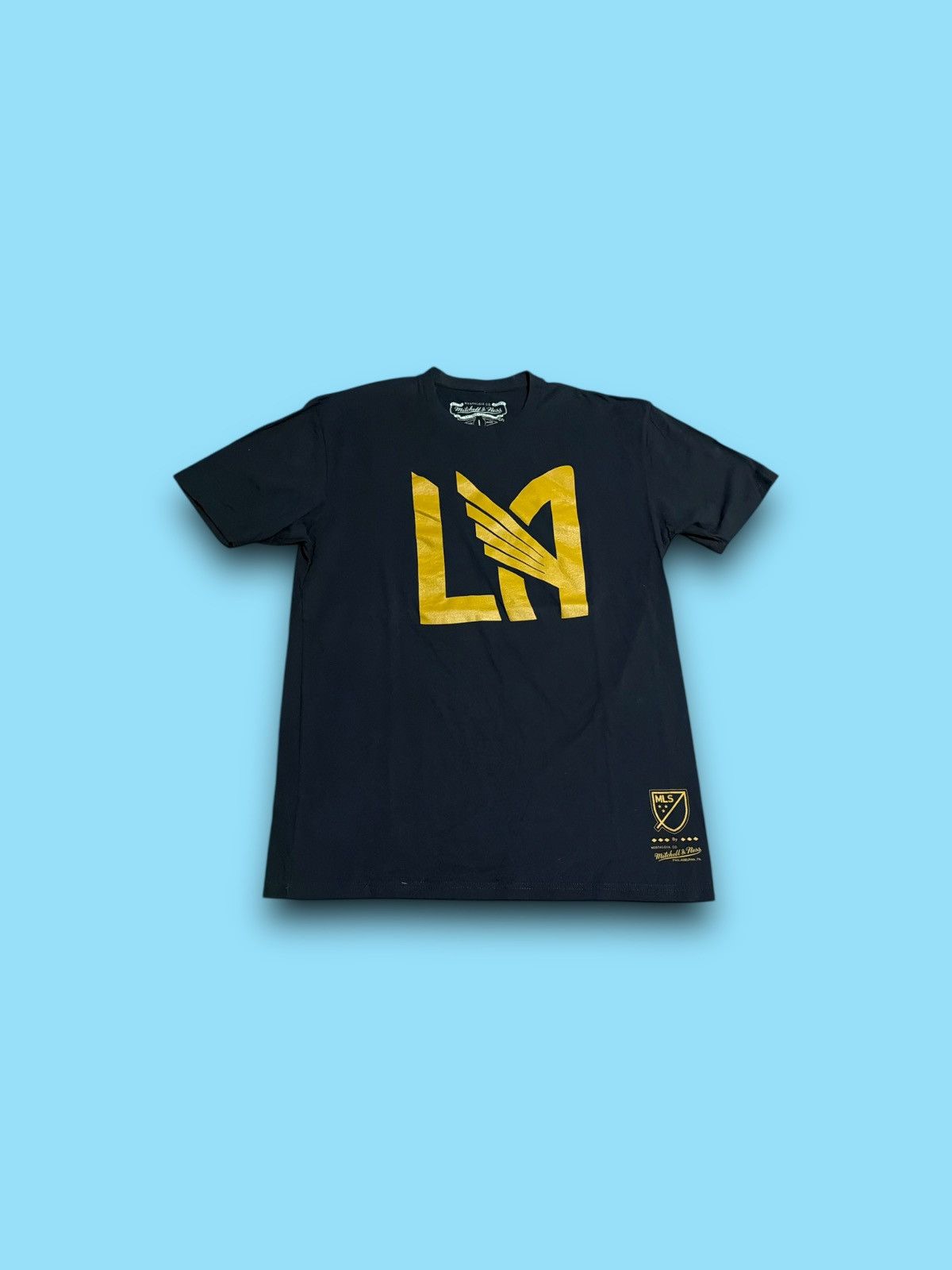 Mitchell & Ness LA Galaxy Mitchell & Ness Crewneck Mens Tee Large MLS Soccer Size US L / EU 52-54 / 3 - 1 Thumbnail