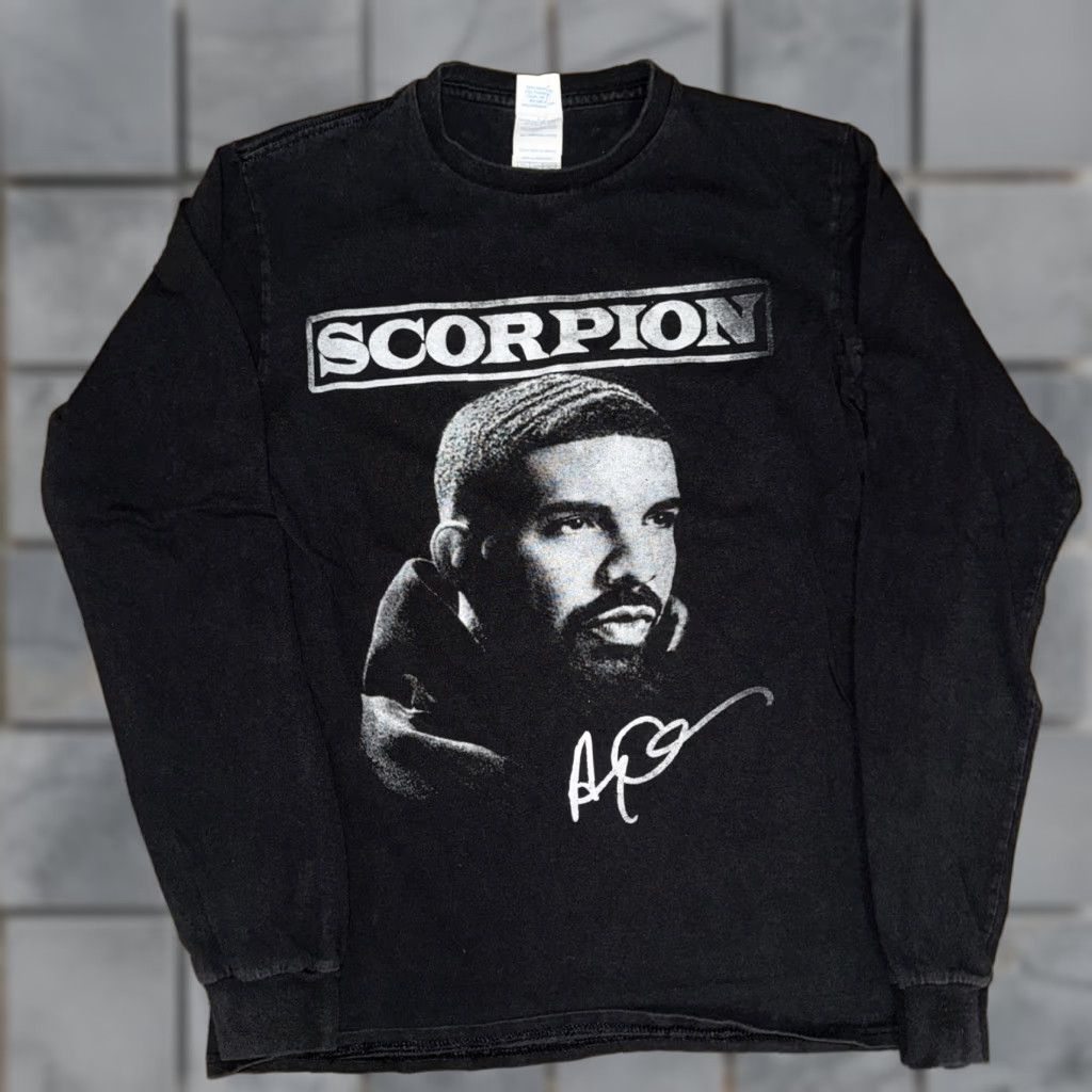 Vintage Drake Scorpion Tour Long Sleeve Shirt Black Small 17x24 Shirts Men S Mens Regular Sleeve T-Shirt 17X24 Size US S / EU 44-46 / 1 - 1 Thumbnail