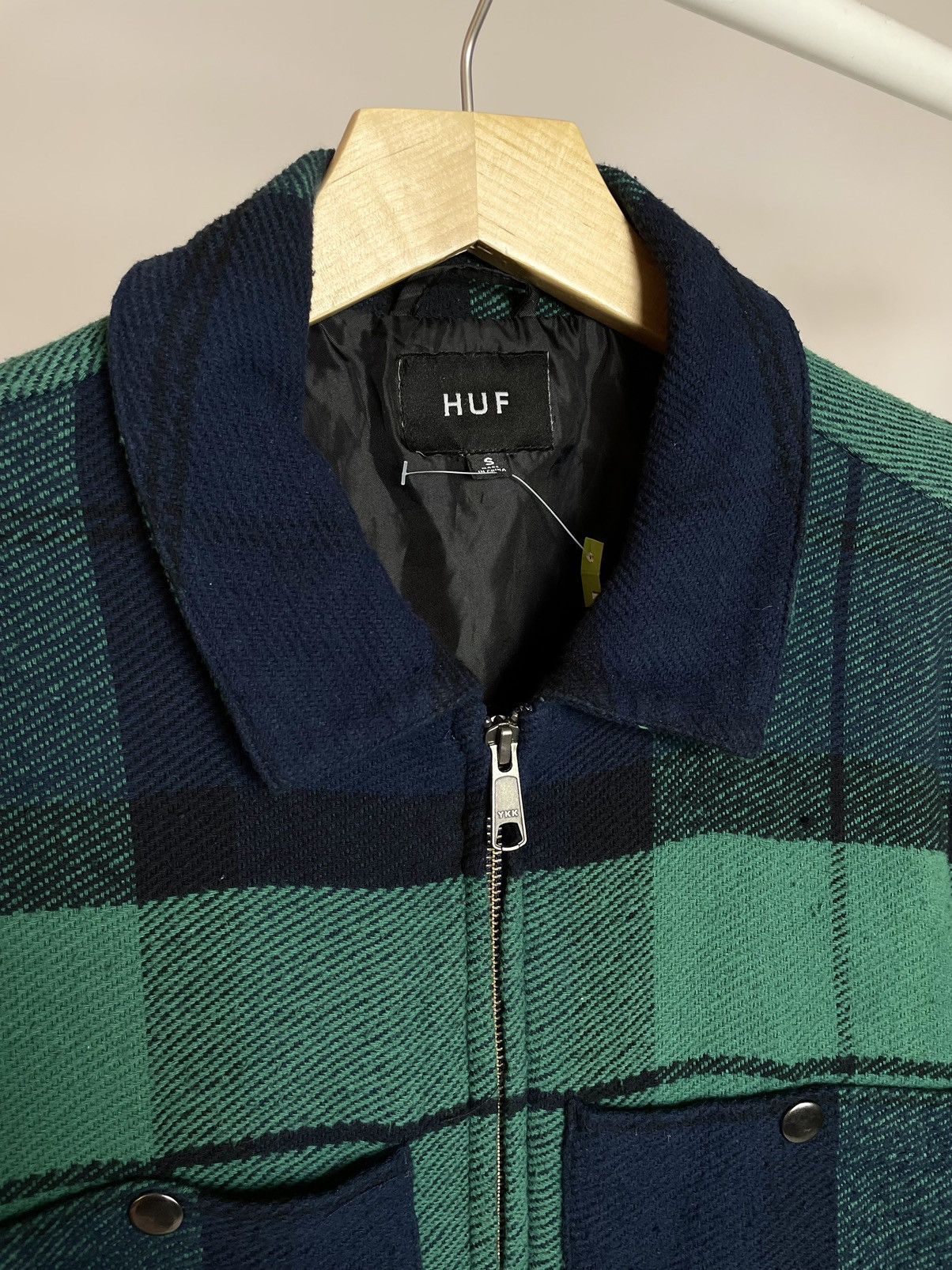 Huf × Pleasures 🌎 HUF x PLEASURES NOW blackwatch ful zip work coach jacket Size US S / EU 44-46 / 1 - 4 Thumbnail