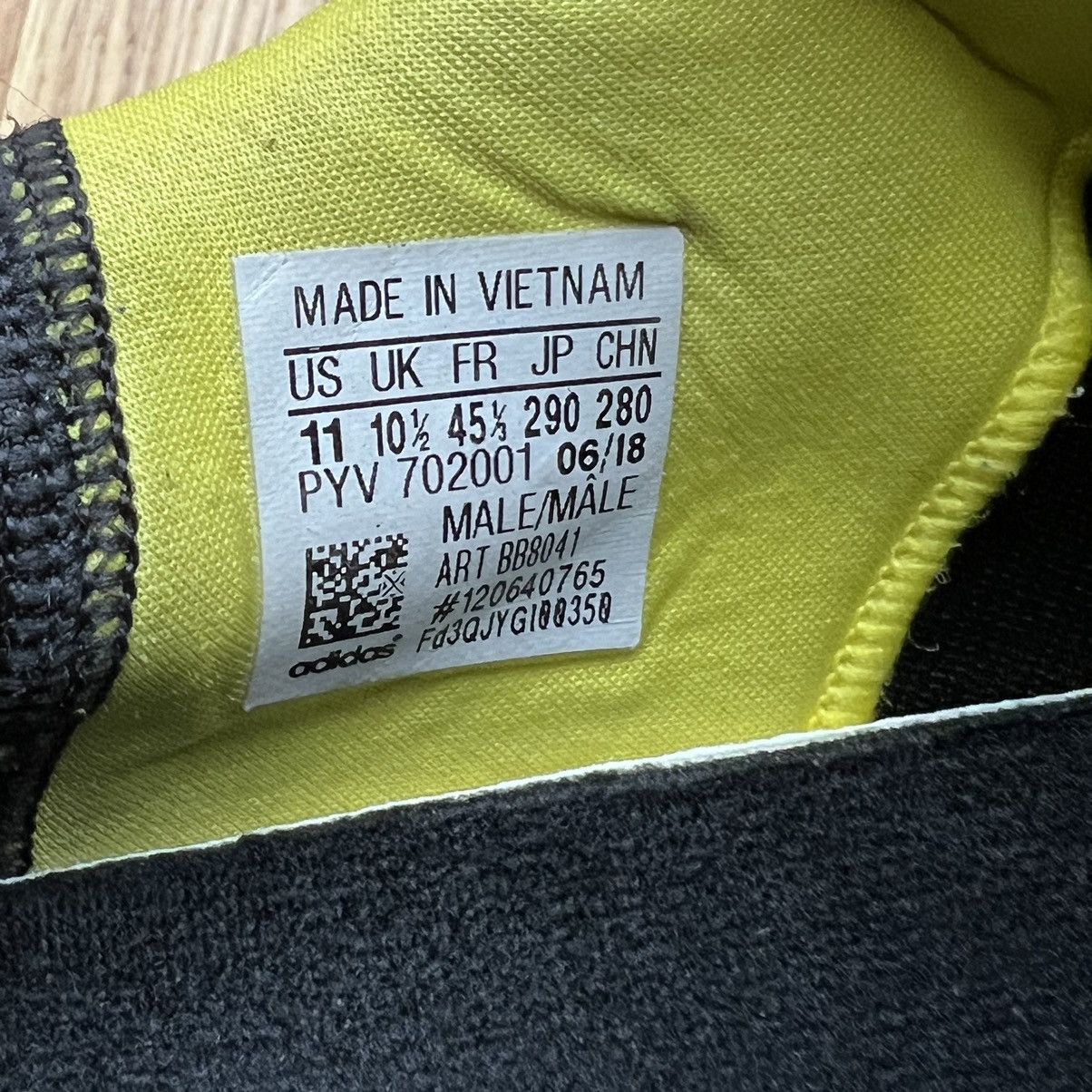 Adidas × Pharrell Adidas Solar Hu Glide Size US 11 / EU 44 - 7 Thumbnail