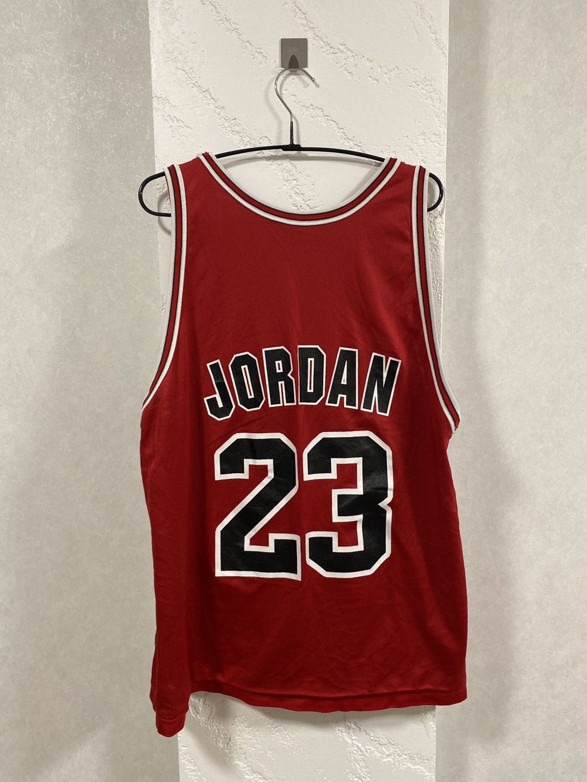 Champion Rare Champion Chicago Bulls Reversible NBA Jersey 44/M Size US M / EU 48-50 / 2 - 7 Thumbnail