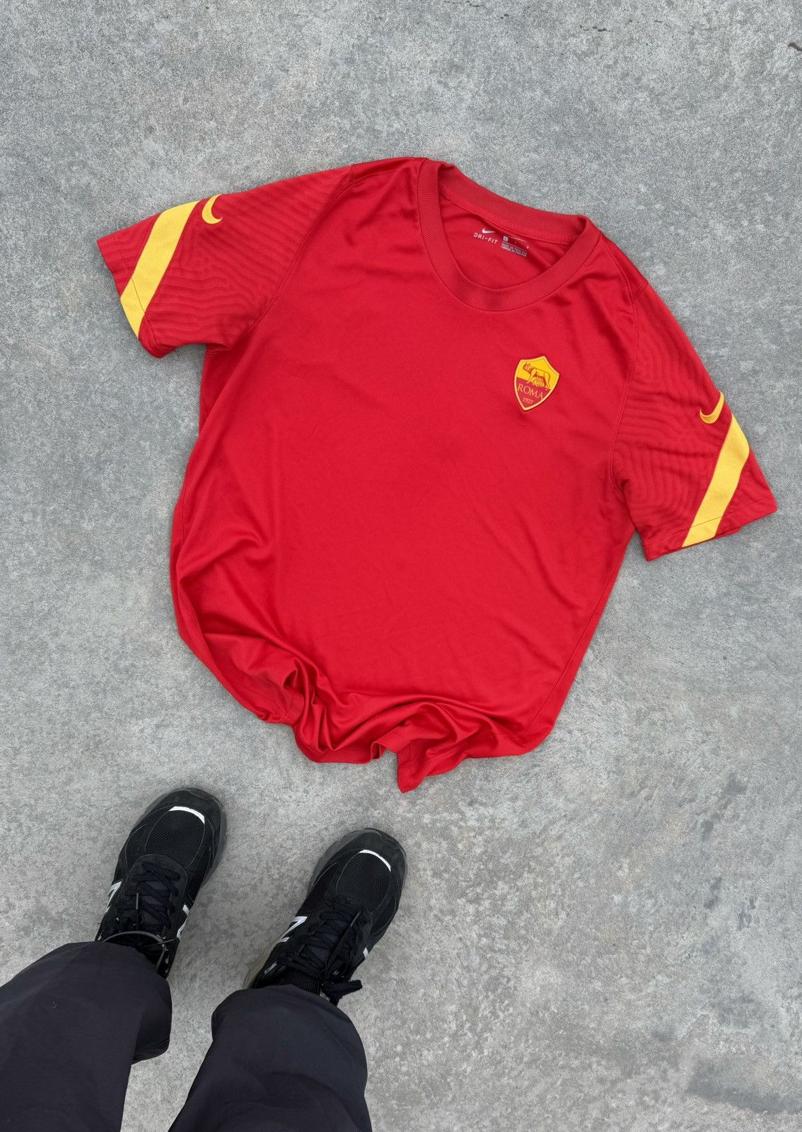 Nike Nike AS Roma Y2k Training Drill Soccer Jersey Blokecore Size US L / EU 52-54 / 3 - 1 Thumbnail