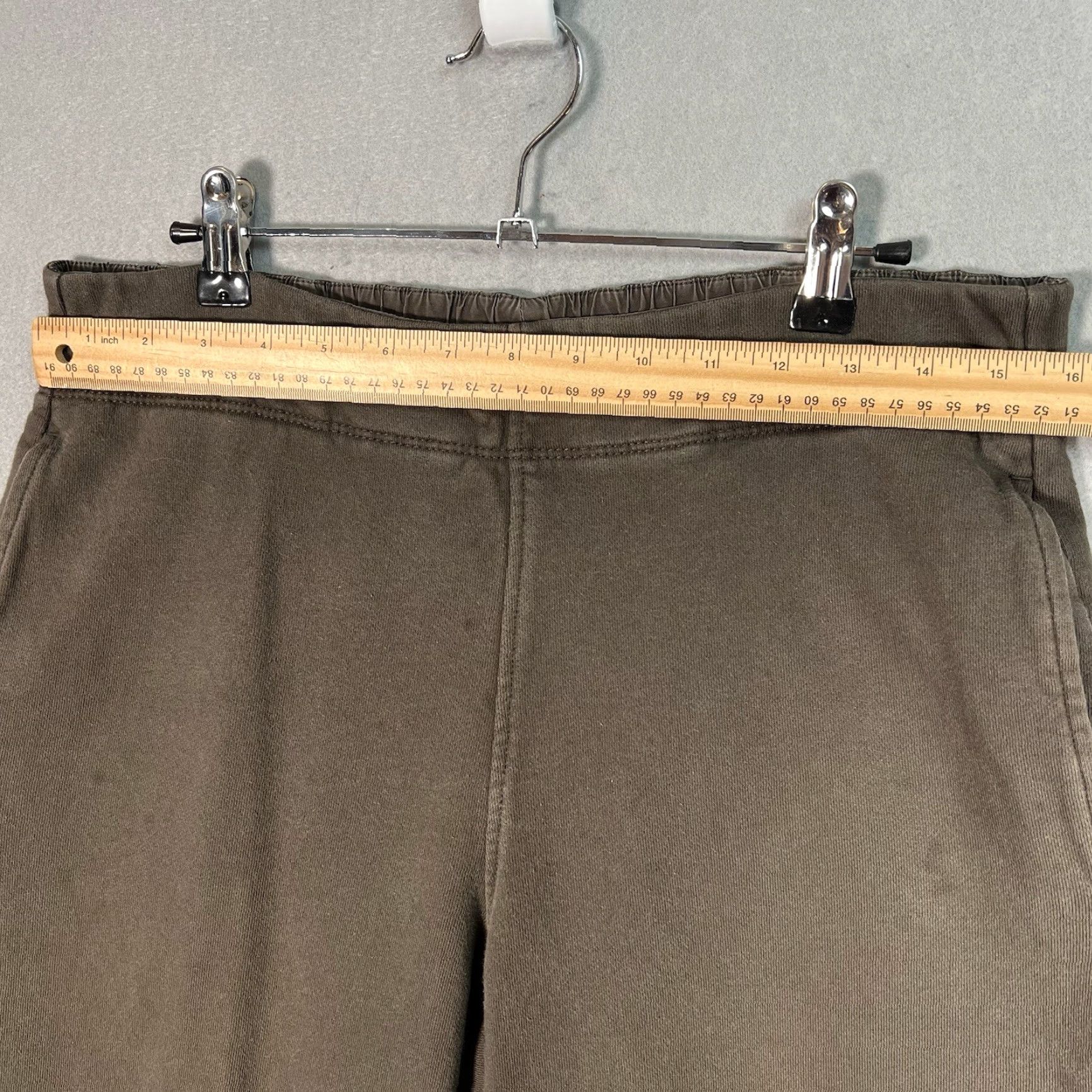 Uniqlo VINTAGE Uniqlo Lemaire Jogger Sweatpants Adult Medium Brown Ankle Zip Mens Sweatpants 90s/2000s Style Gender: Mens Size US 31 - 2 Thumbnail
