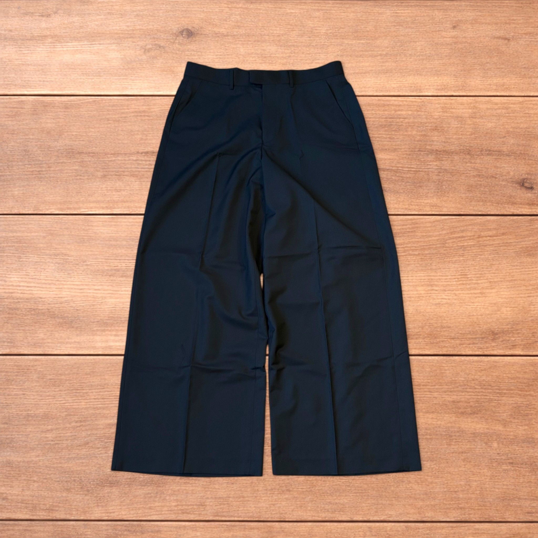 Japanese Brand Vintage style baggy wide leg tailored trousers in black. Size US 34 / EU 50 - 1 Thumbnail