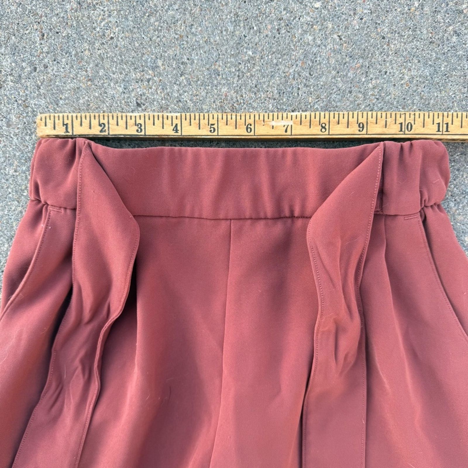 Lululemon Lululemon Noir Short 5.5" Rustic Clay Size 2 Size 26" / US 2 / IT 38 - 9 Thumbnail