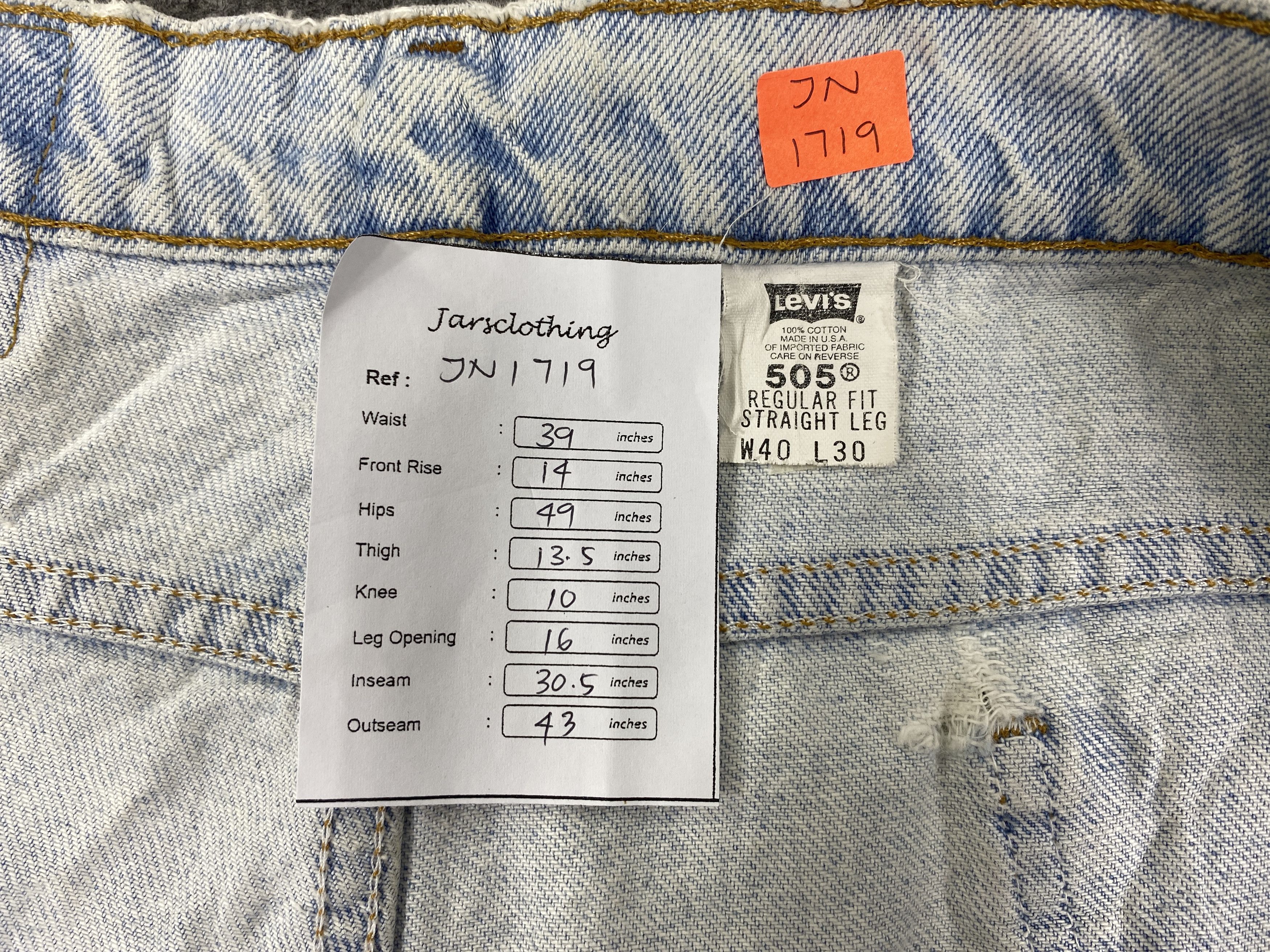 Levi's 90's Light Blue Wash Vintage Levi's 505 USA 39x30.5 -JN1719 Size US 39 - 7 Thumbnail