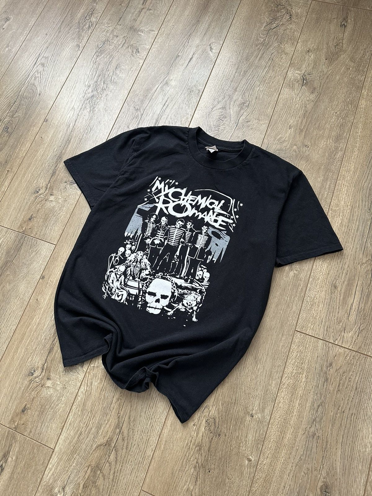 Band Tees × Vintage My Chemical Romance Band Tee Size US M / EU 48-50 / 2 - 1 Thumbnail