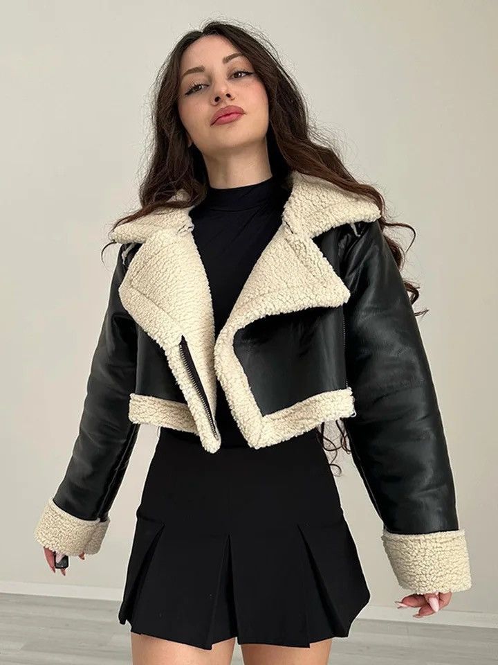 Women Plush Lapel Long Sleeved Short Jackets