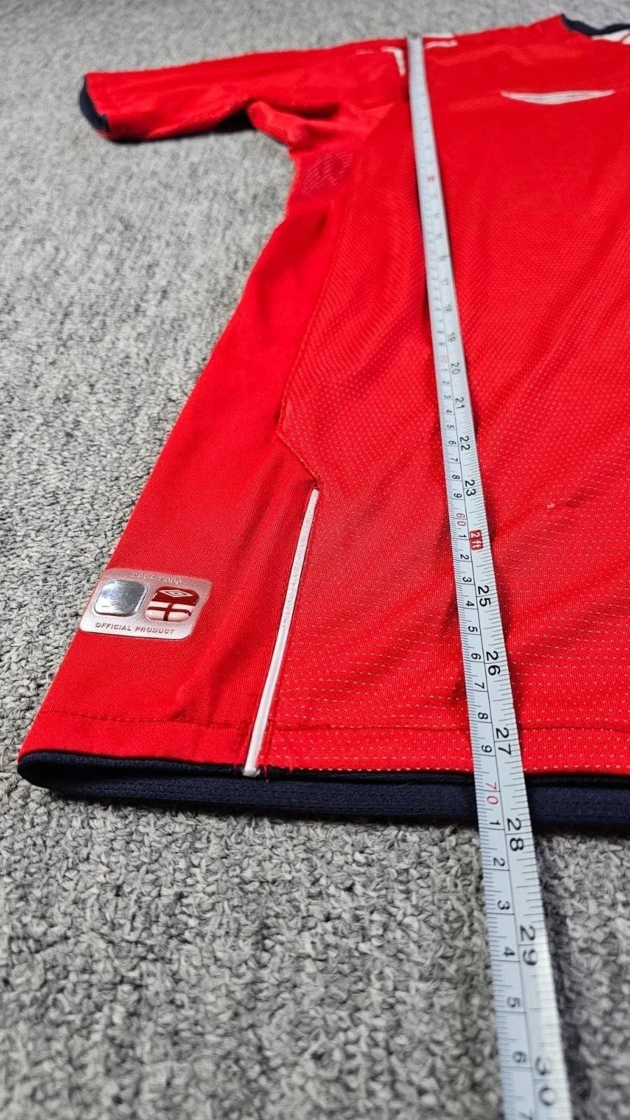 Umbro Umbro England 2004-06 Away Jersey Red Euro 2004 World Cup L Size US L / EU 52-54 / 3 - 11 Thumbnail
