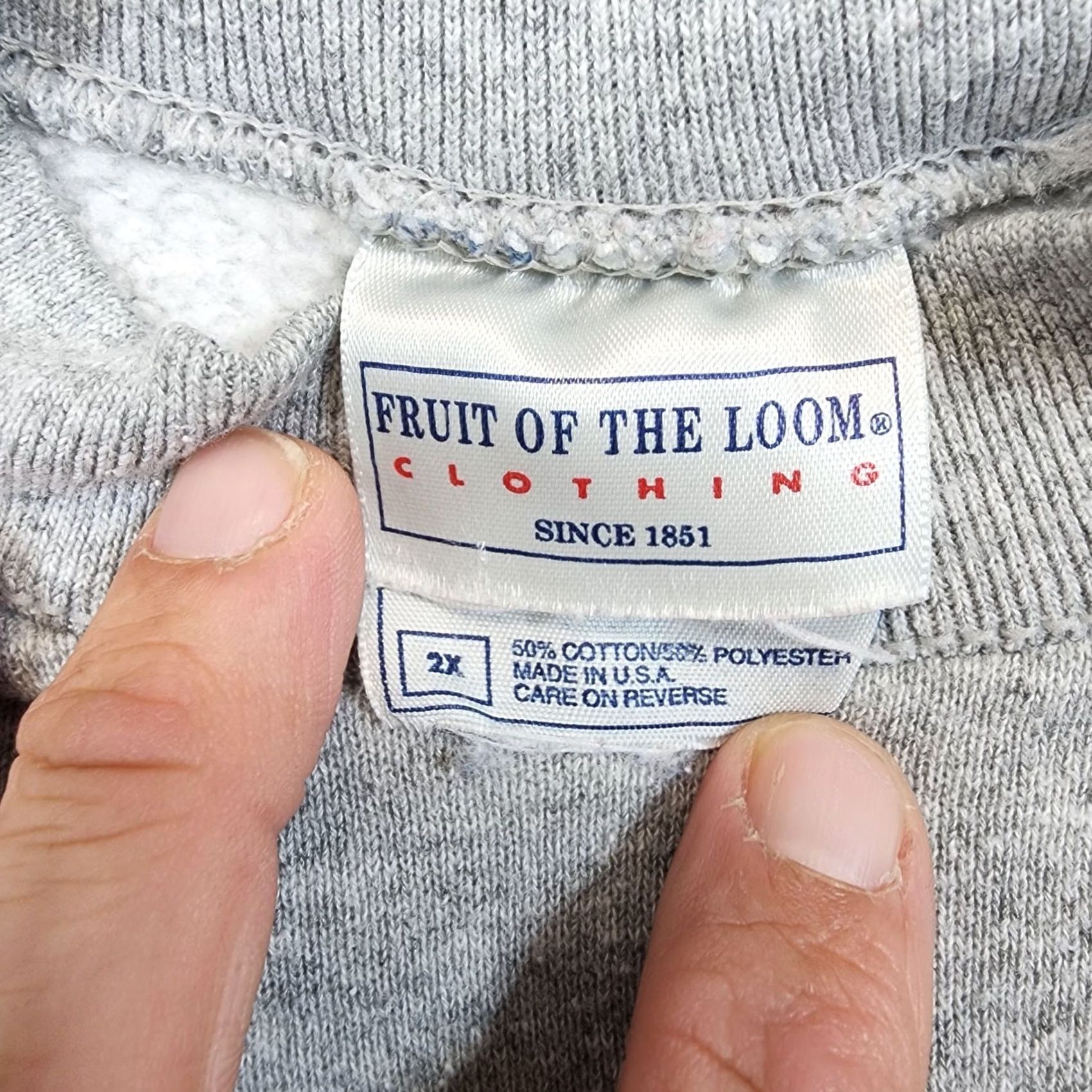 Fruit Of The Loom VINTAGE Fruit of the Loom Crewneck Sweatshirt Mens 2XL Gray Blank Pullover Sweatshirt Mens Clothing Sweatshirt Men’s Crew Neck 2XL Gray FOTL Size US XXL / EU 58 / 5 - 3 Thumbnail