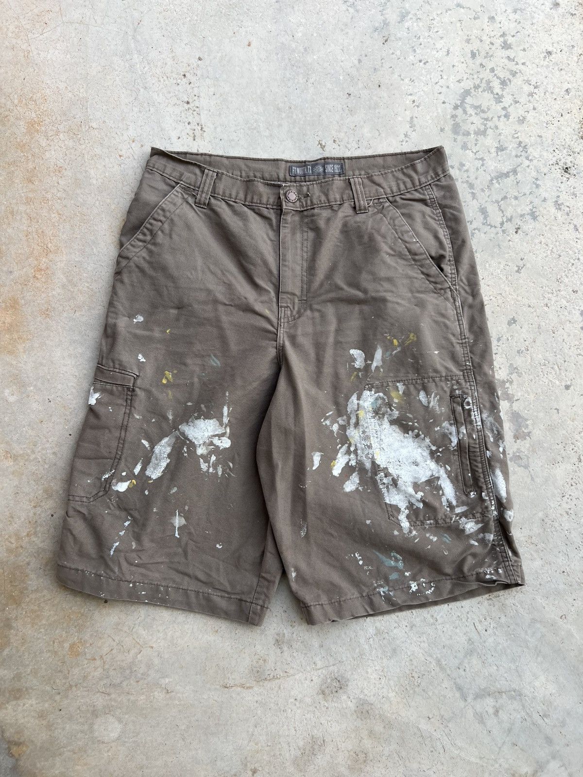 Dickies Y2K FADED PAINTED VINTAGE CARGO PAINTER SHORT Size US 32 / EU 48 - 1 Thumbnail