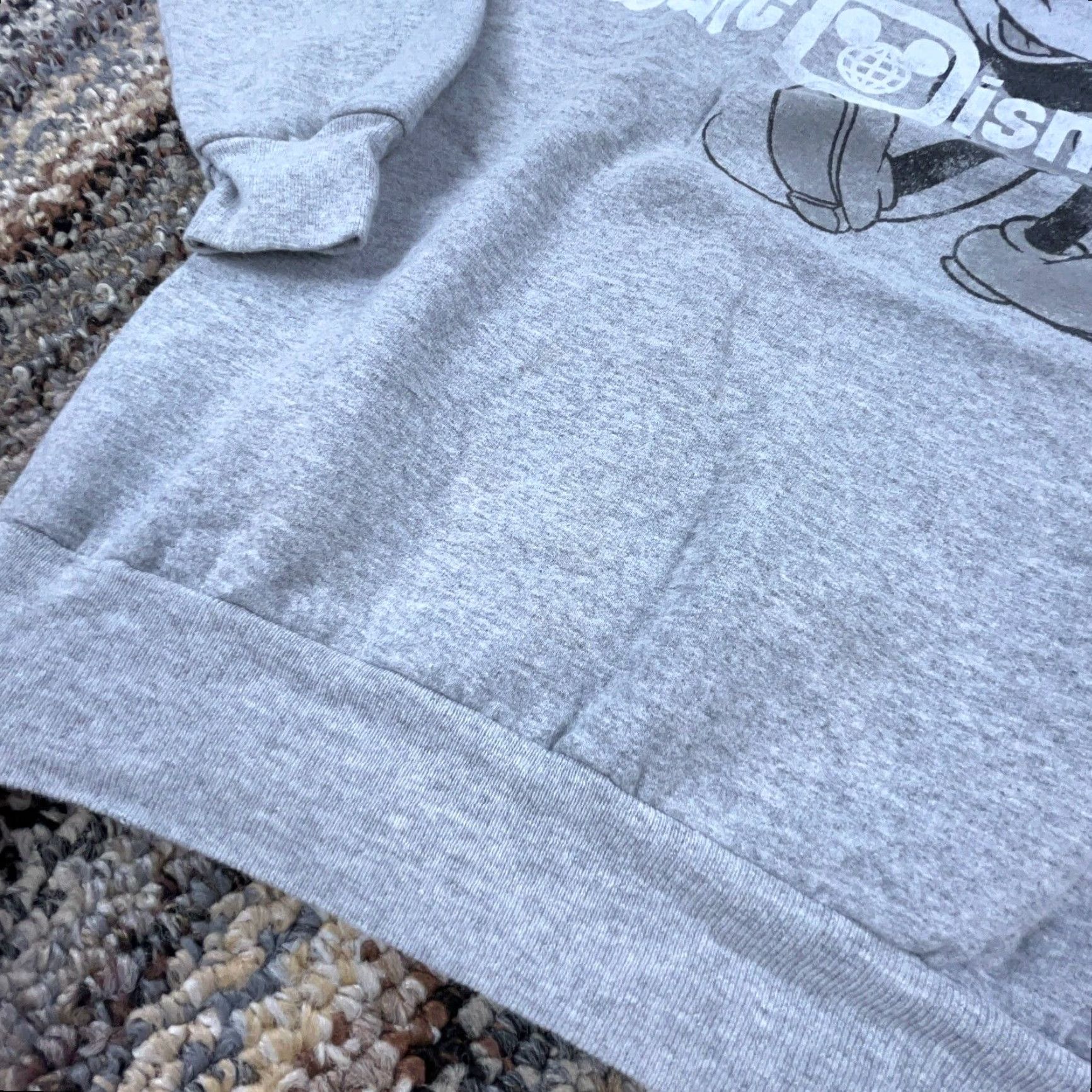 Disney Disney Sweatshirt Men Small Crew Neck Graphic Mickey Mouse World Retro Logo Cotton Fleece Gray S Mens Sweatshirt Size US S / EU 44-46 / 1 - 4 Thumbnail